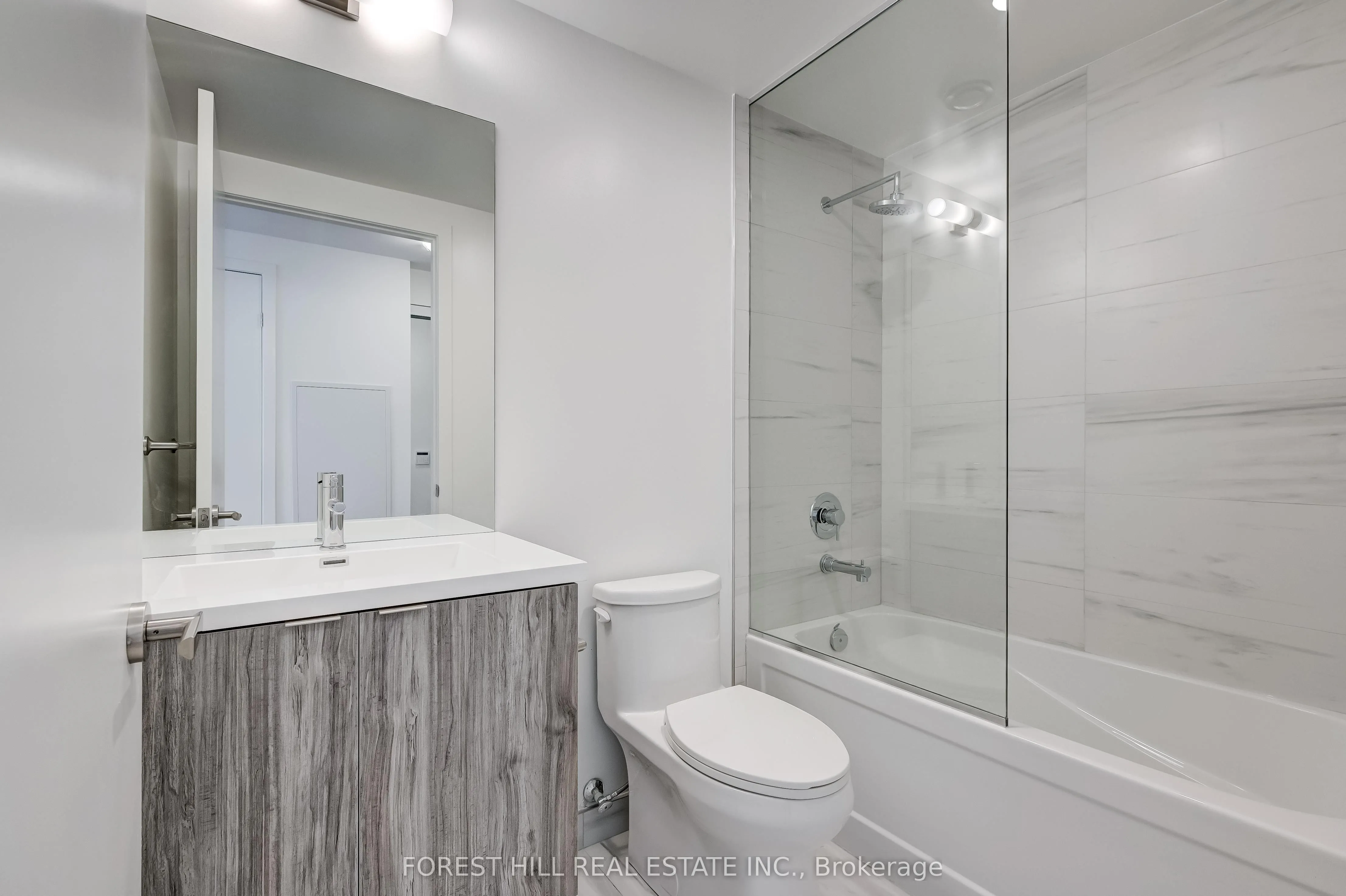 138 Downes Street, #7111