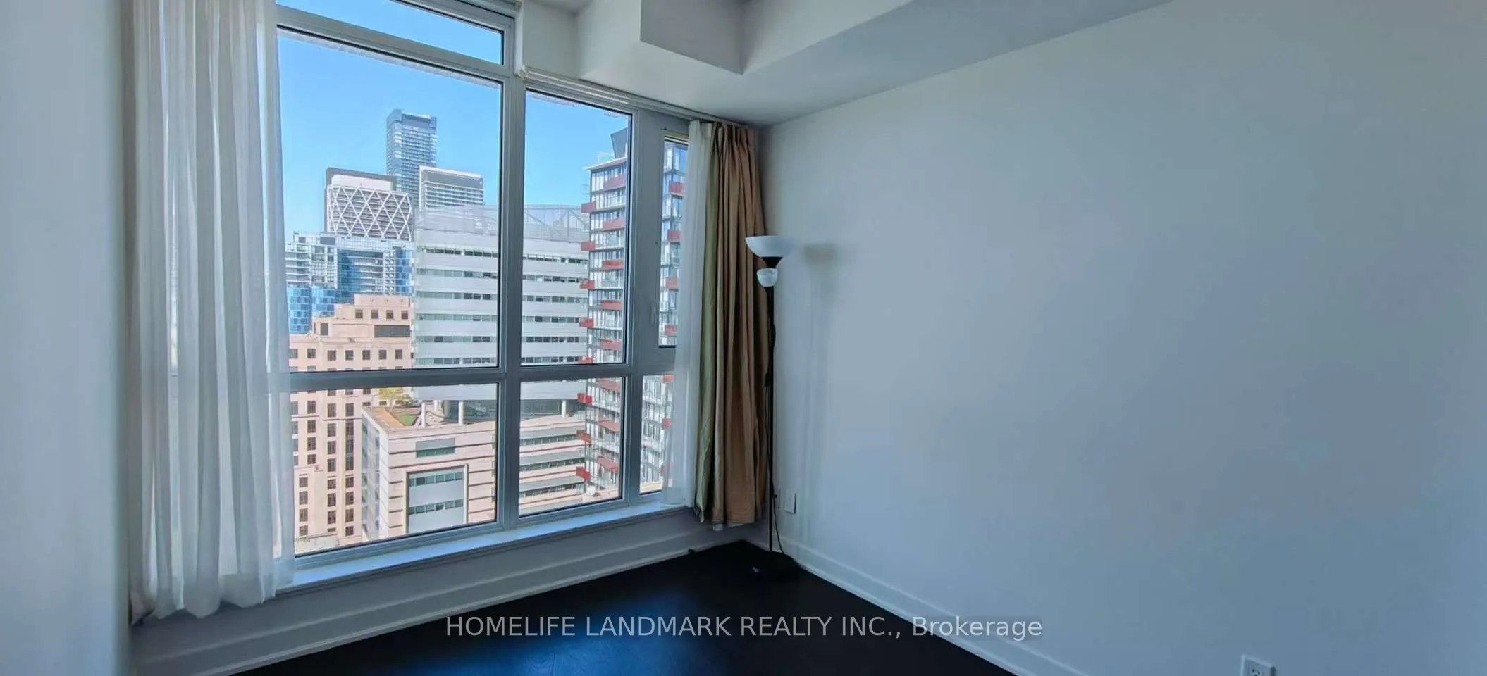 199 Richmond Street W, #2009