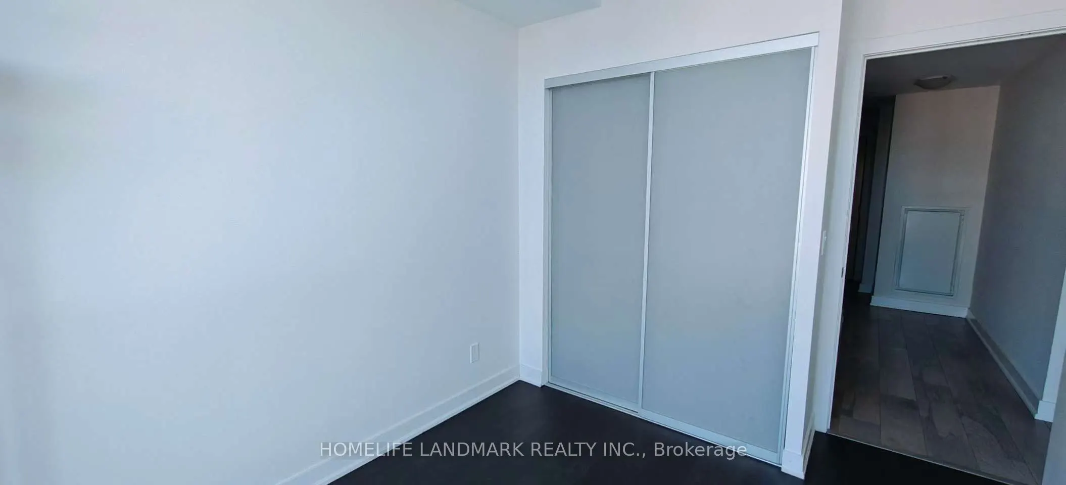 199 Richmond Street W, #2009