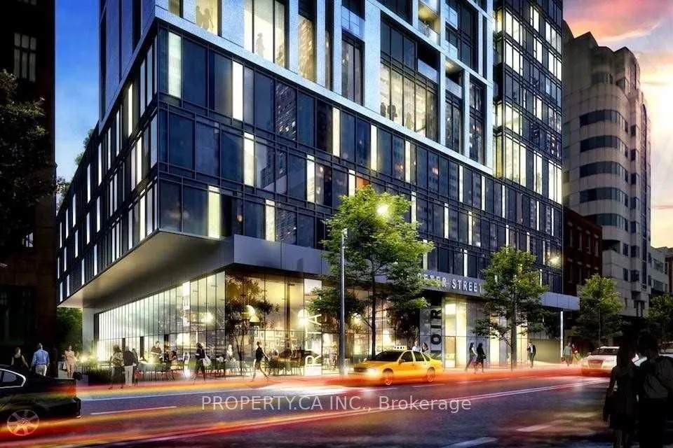 101 Peter Street, #715