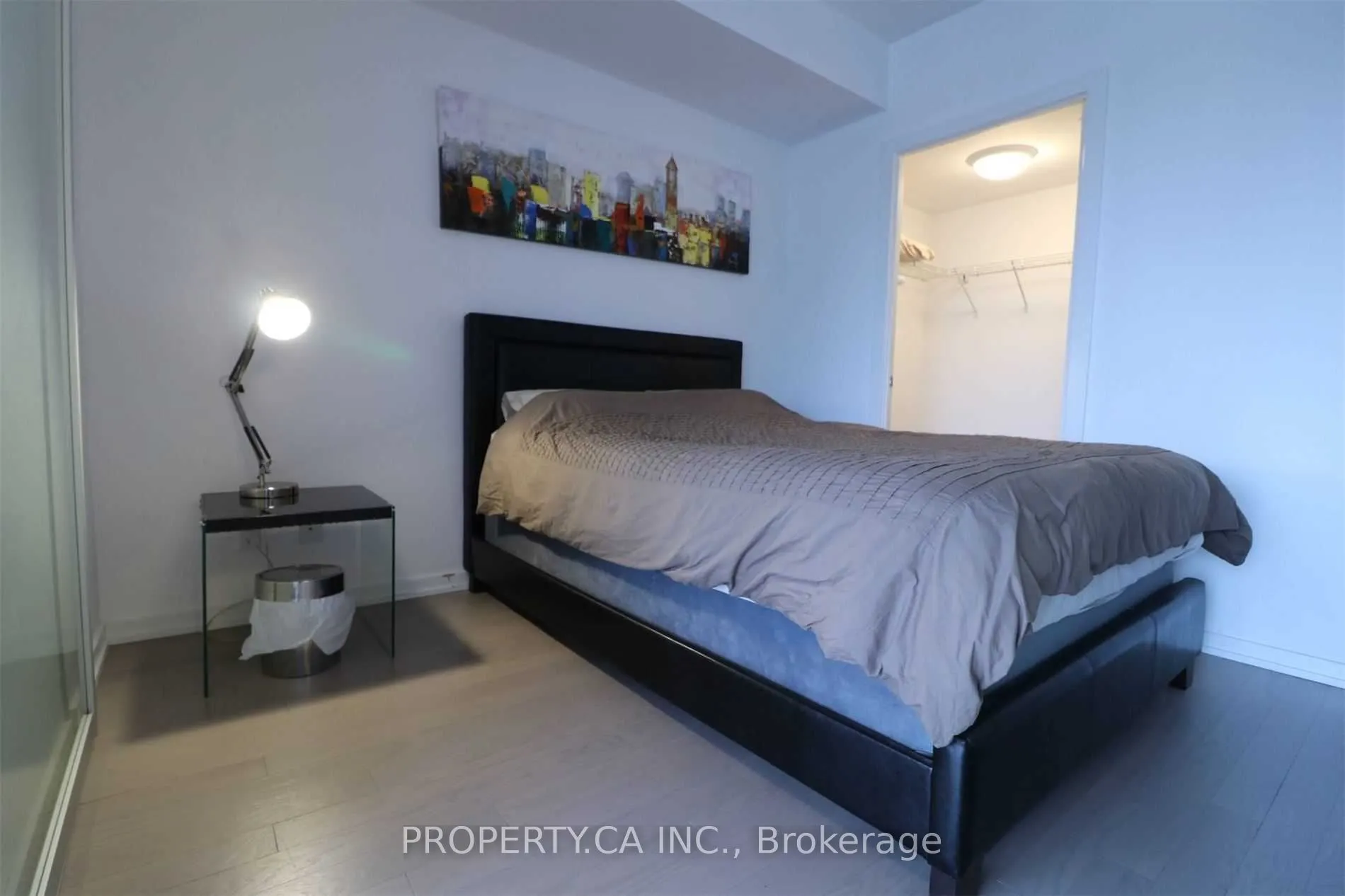 101 Peter Street, #715