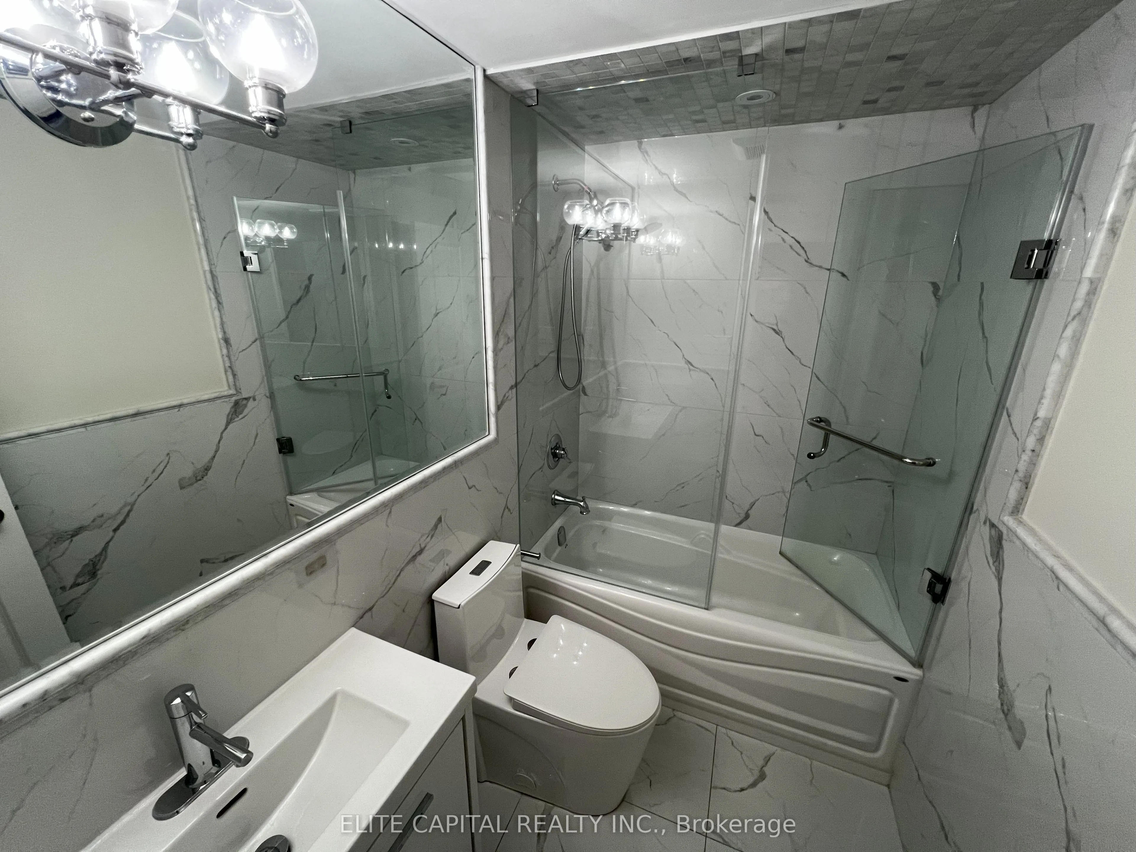 15 Jenny Wren Way, #16