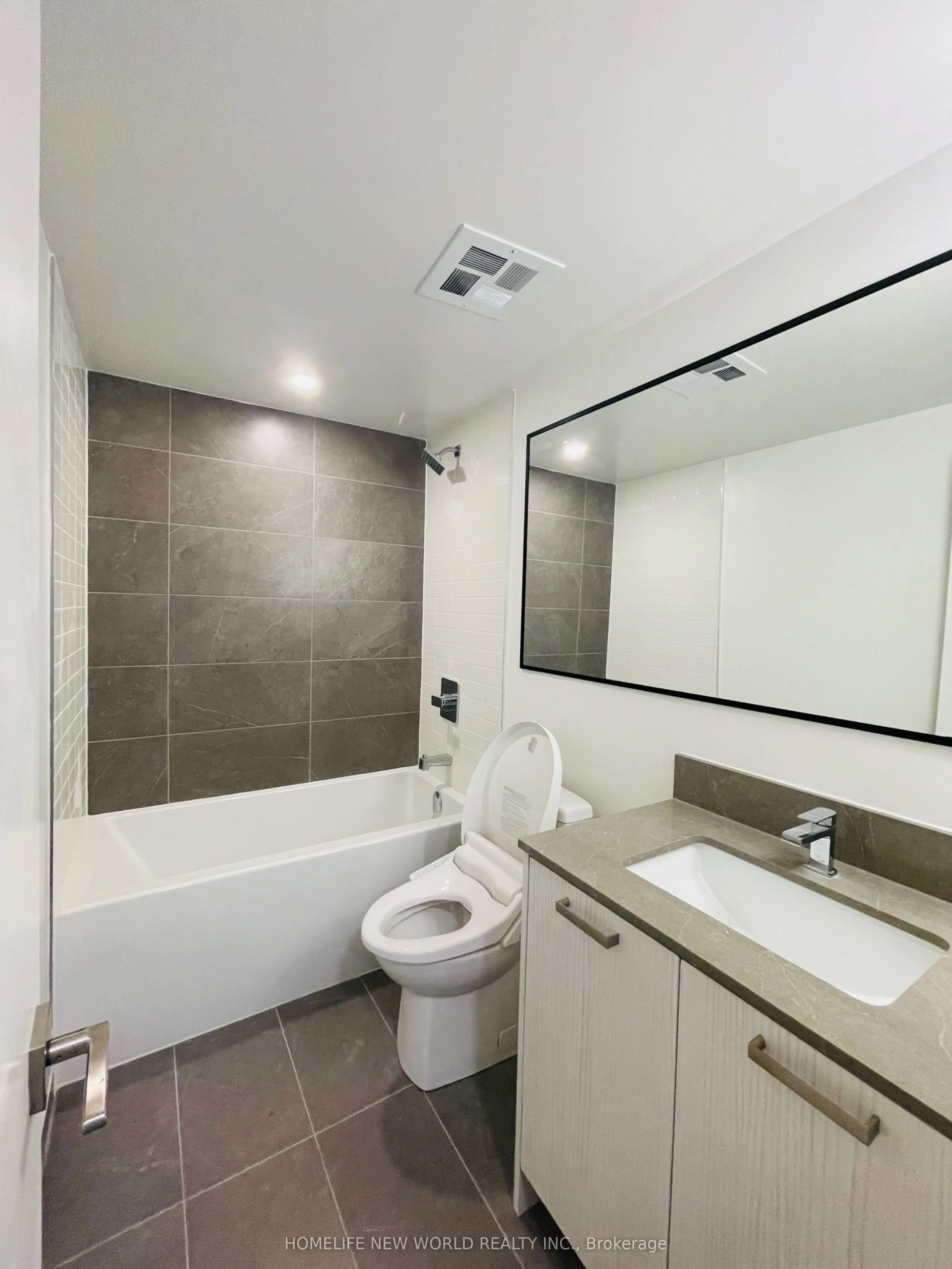 71 CURLEW Drive, #94