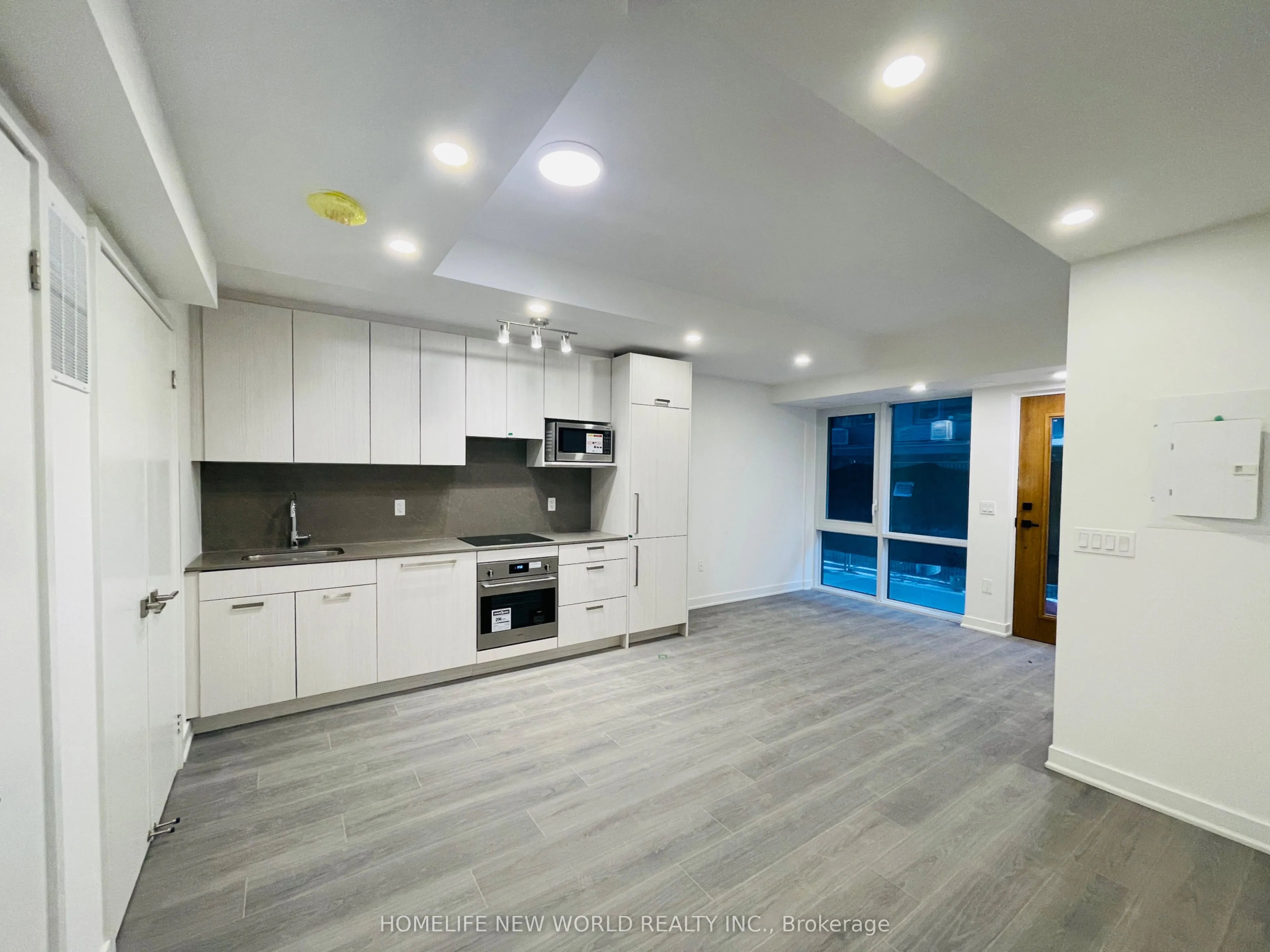71 CURLEW Drive, #94