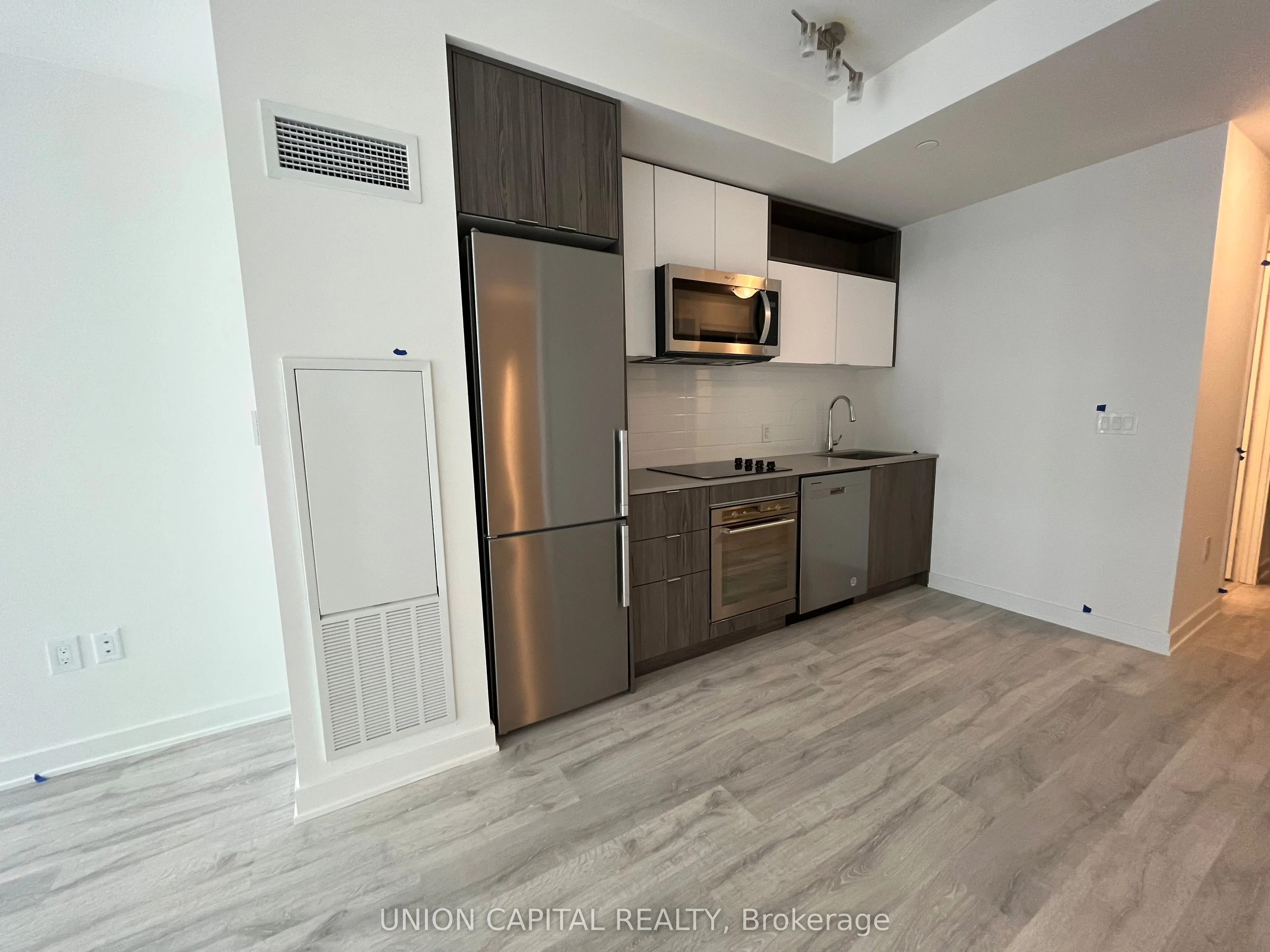 121 LOWER SHERBOURNE, #649