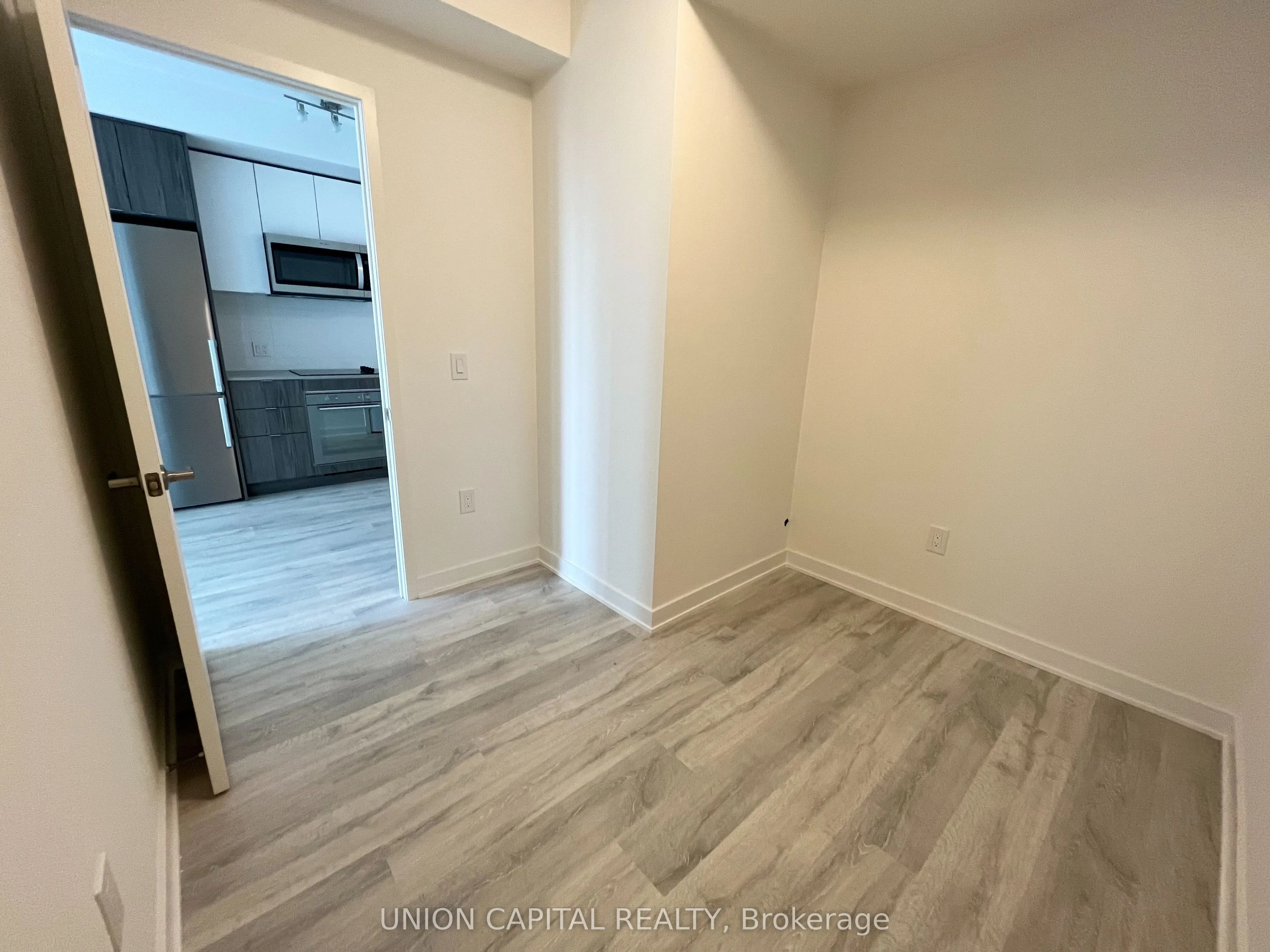 121 LOWER SHERBOURNE, #649