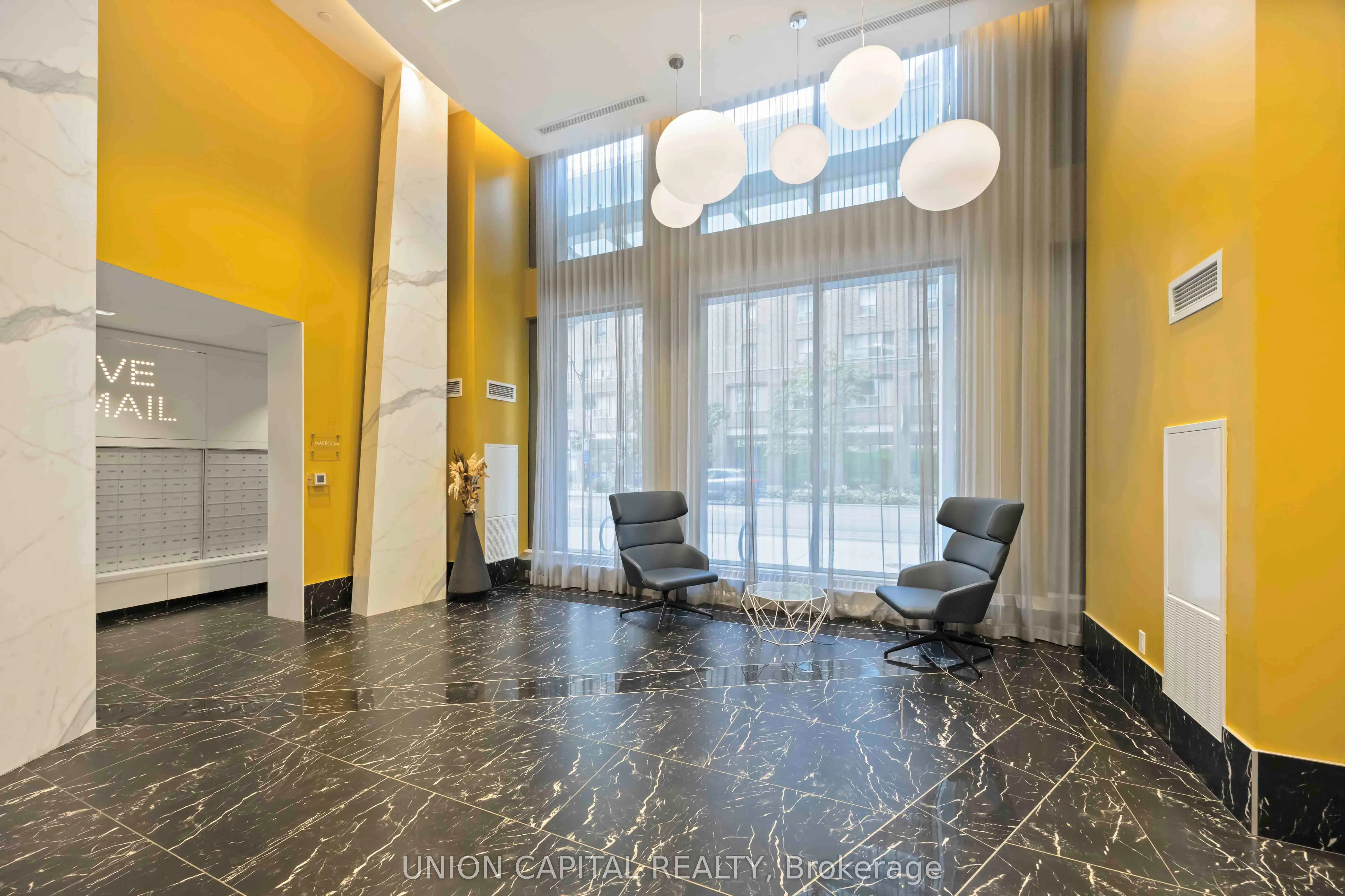 121 LOWER SHERBOURNE, #649