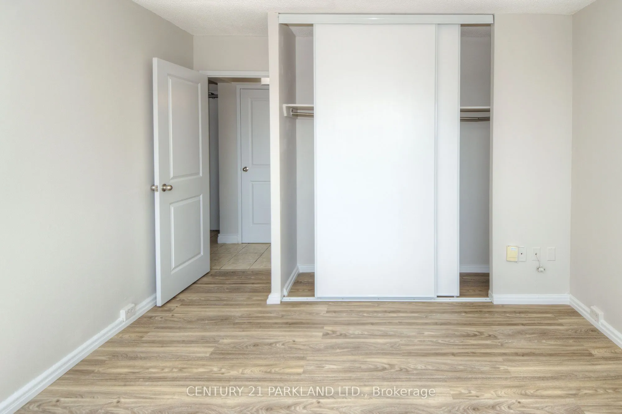 10 Sunny Glenway, #1409