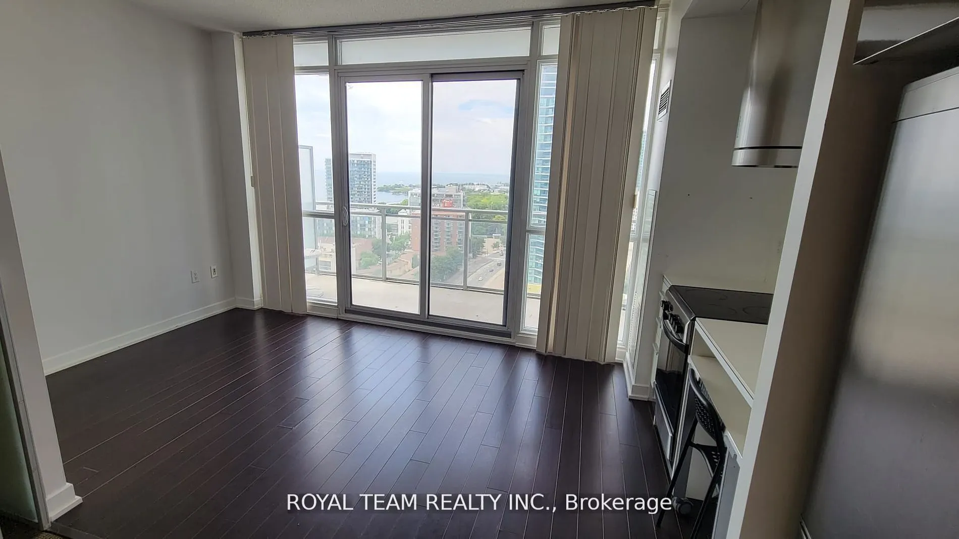 38 Dan Leckie Way, #2602