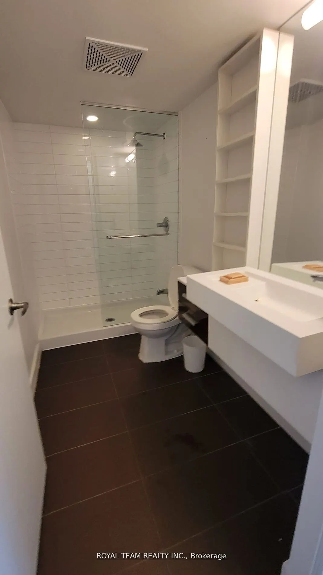 38 Dan Leckie Way, #2602