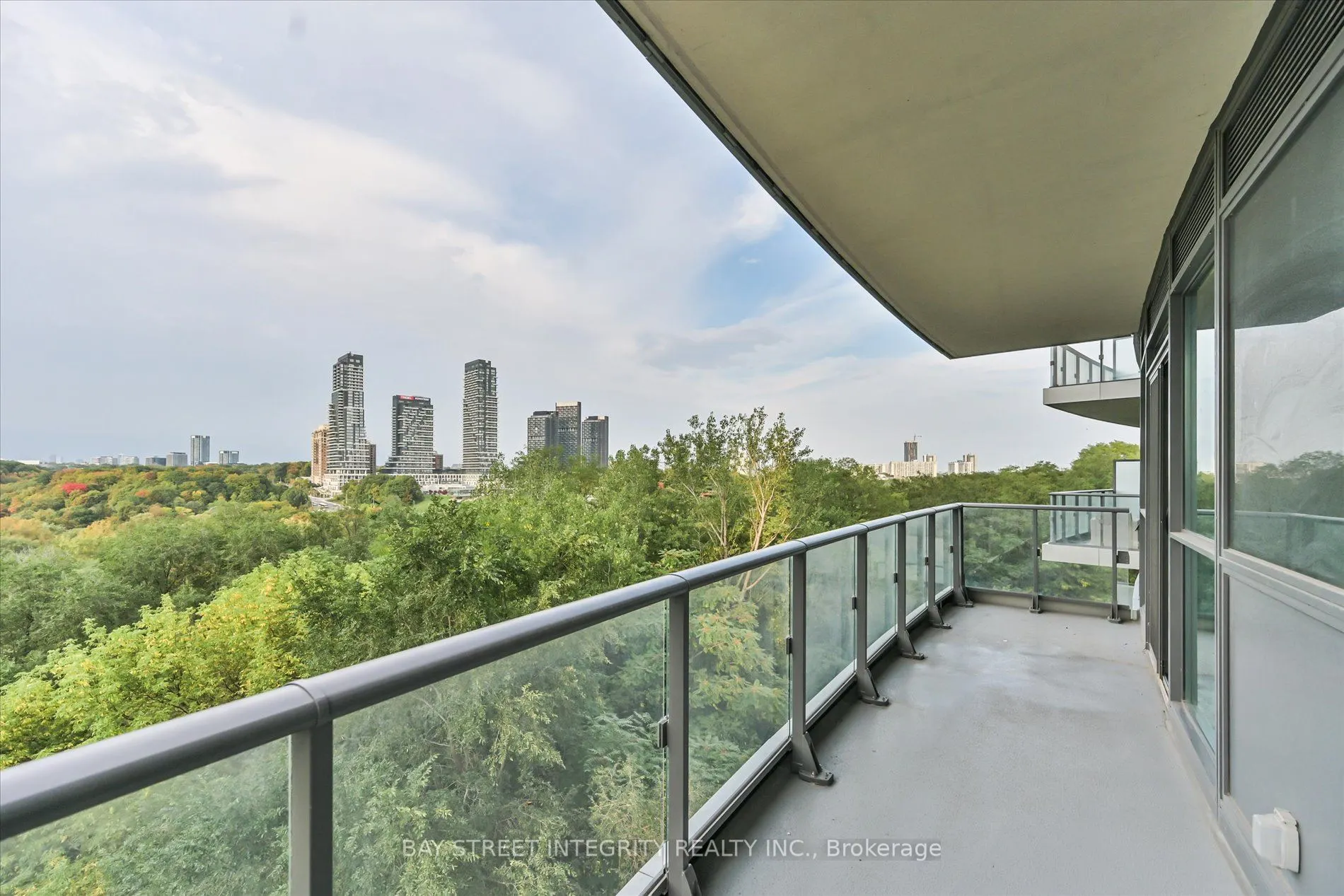 160 Vanderhoof Avenue, #415