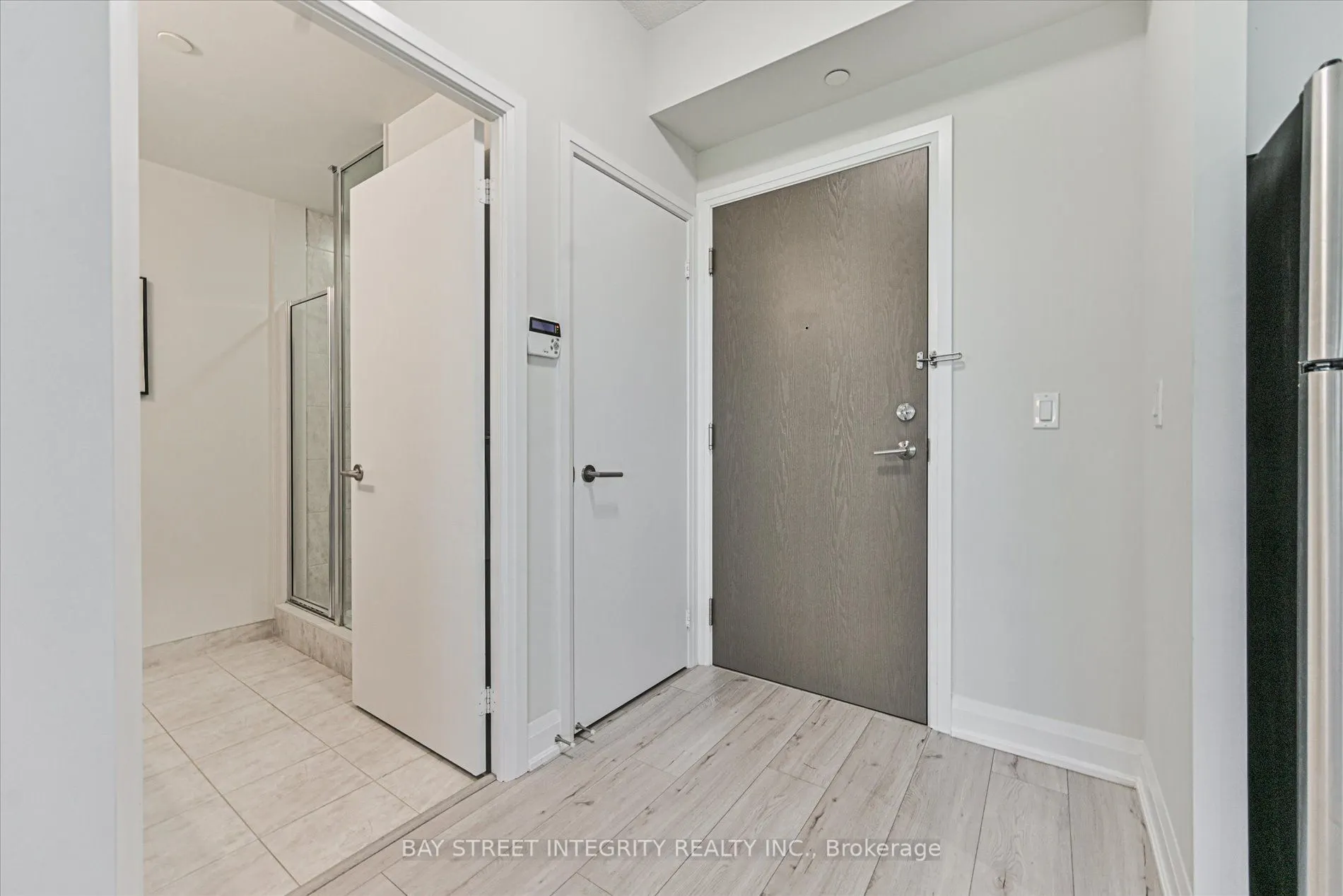 160 Vanderhoof Avenue, #415