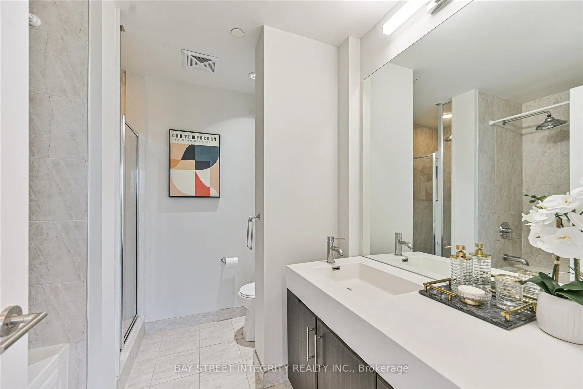 160 Vanderhoof Avenue, #415