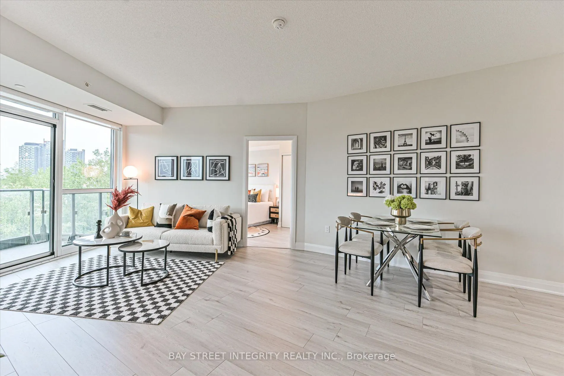160 Vanderhoof Avenue, #415