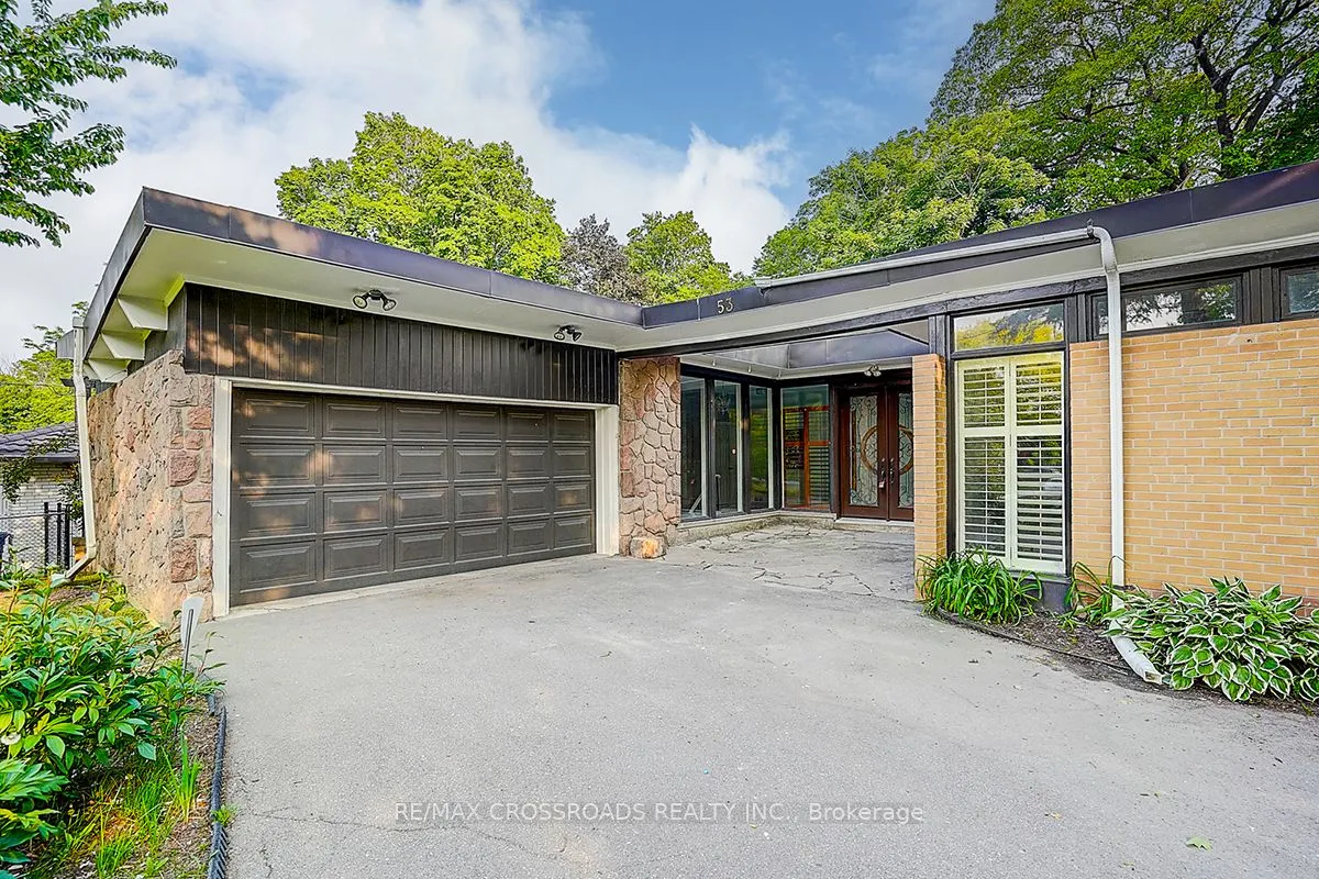 53 Forest Grove Drive