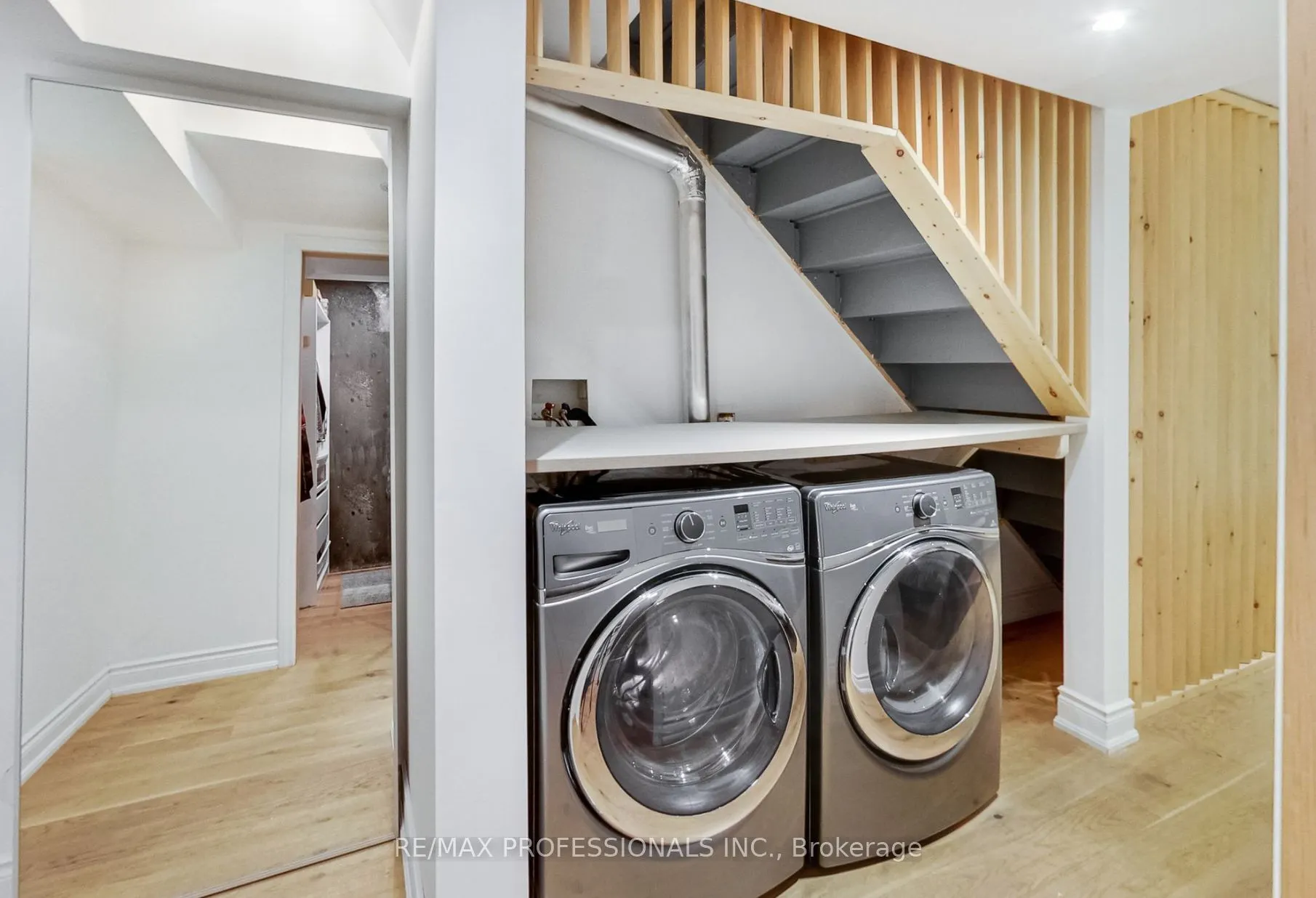141 Claremont Street E, #Main & Lower