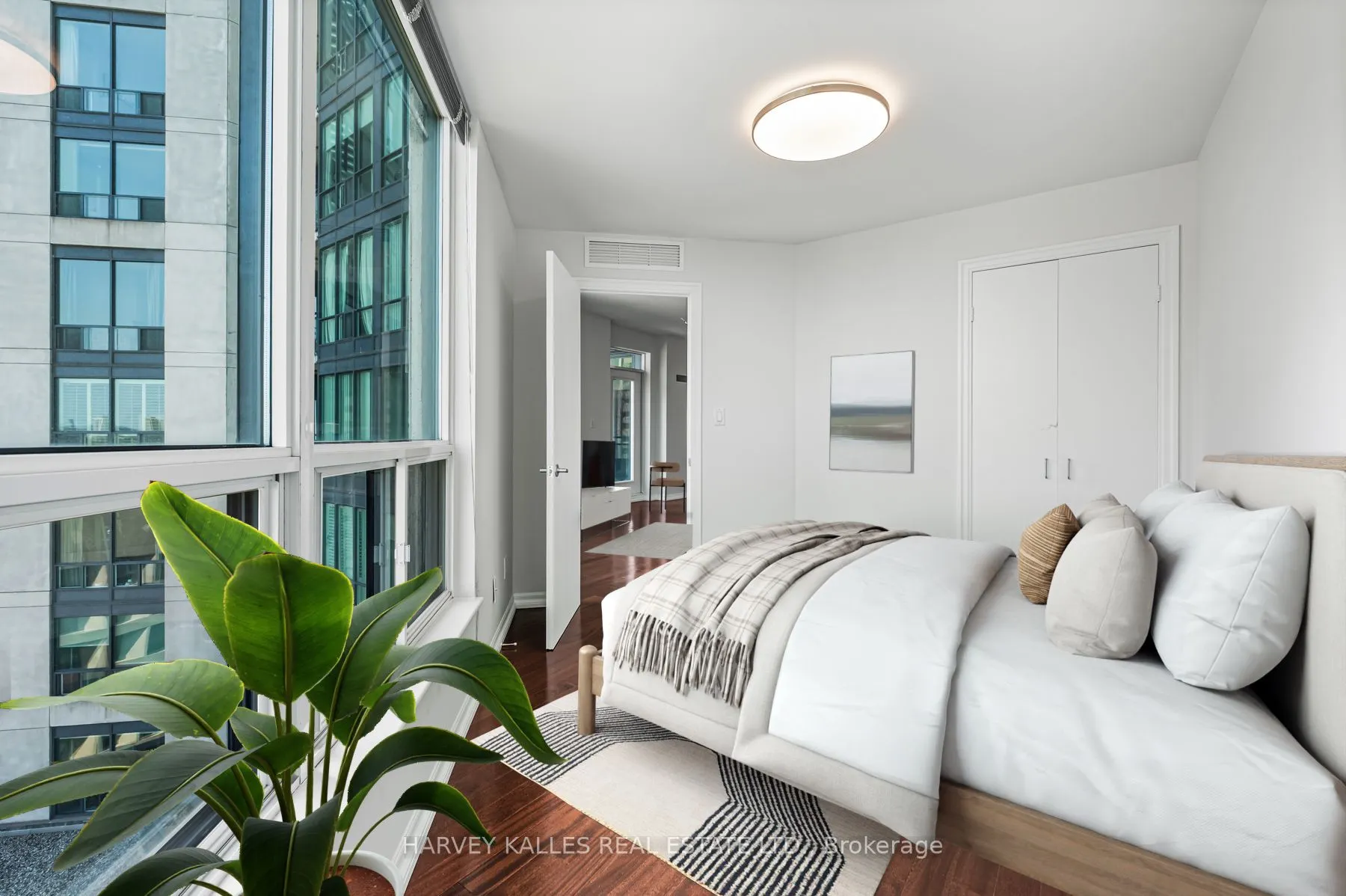 300 Bloor Street E, #1703