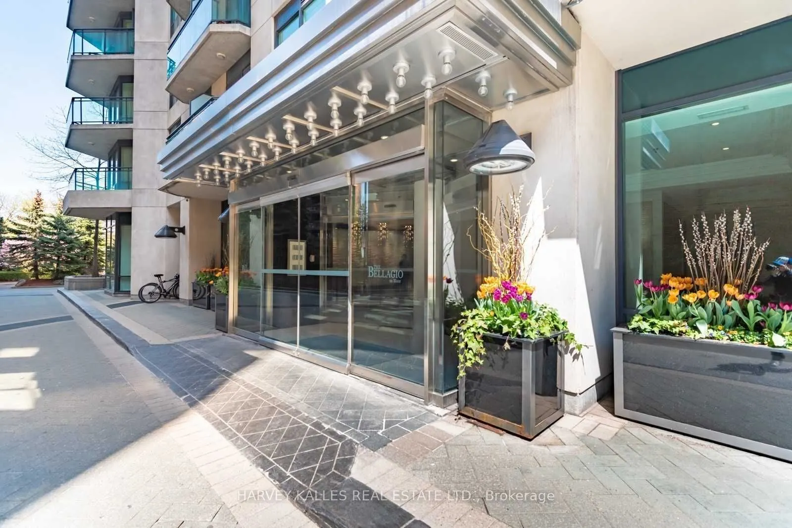 300 Bloor Street E, #1703