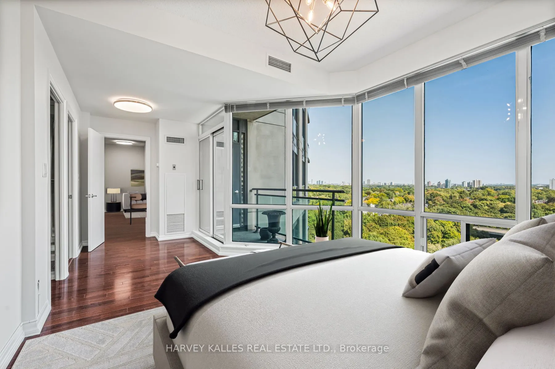 300 Bloor Street E, #1703