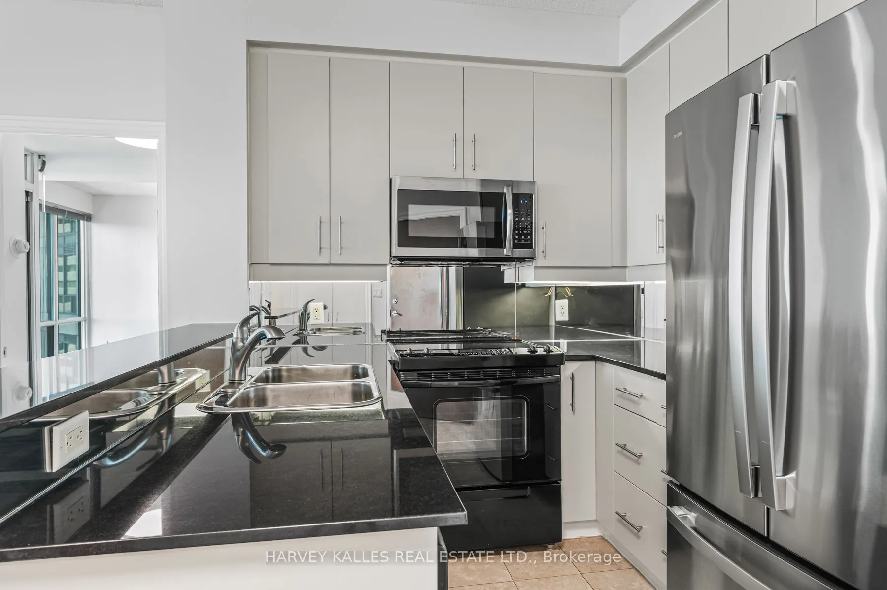 300 Bloor Street E, #1703