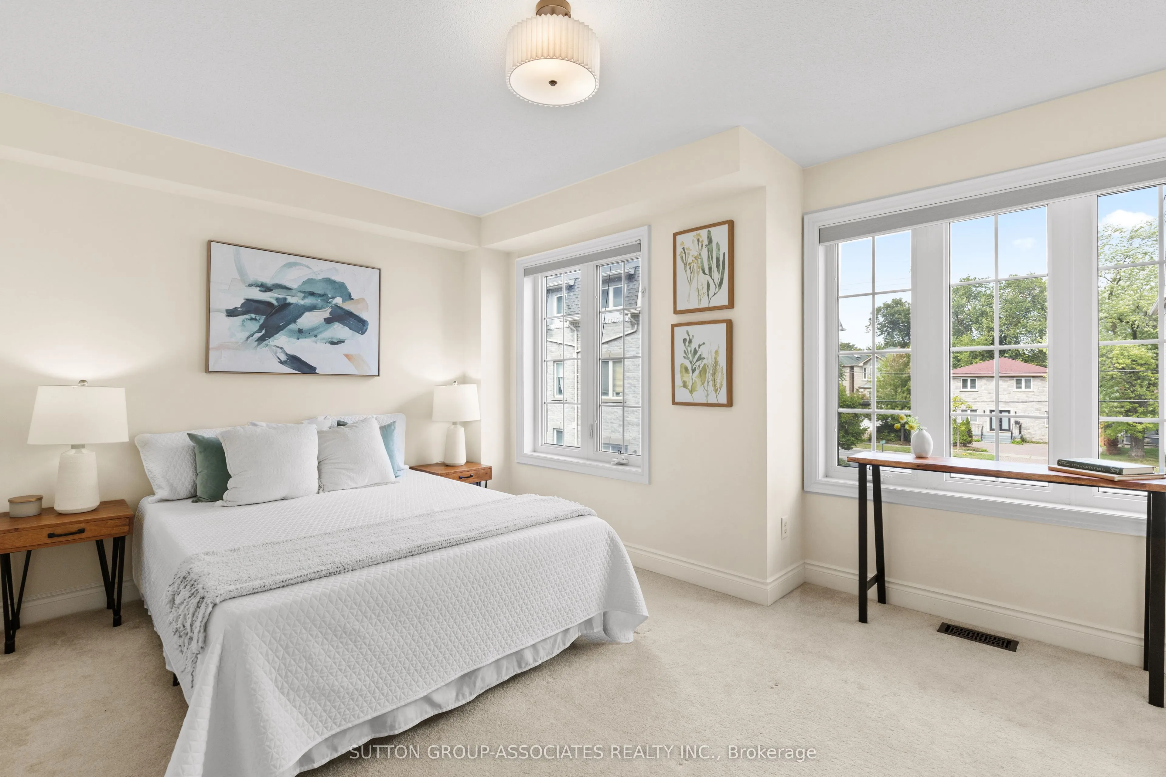 11 Garvin Mews