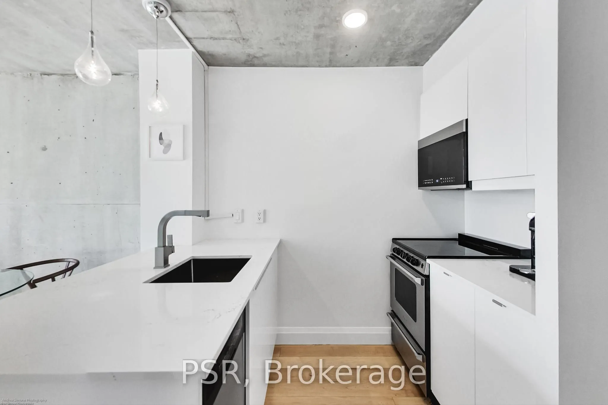 954 King Street W, #511