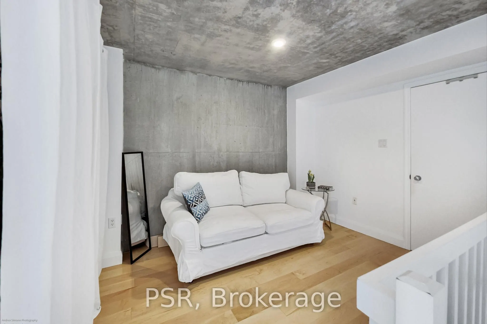 954 King Street W, #511