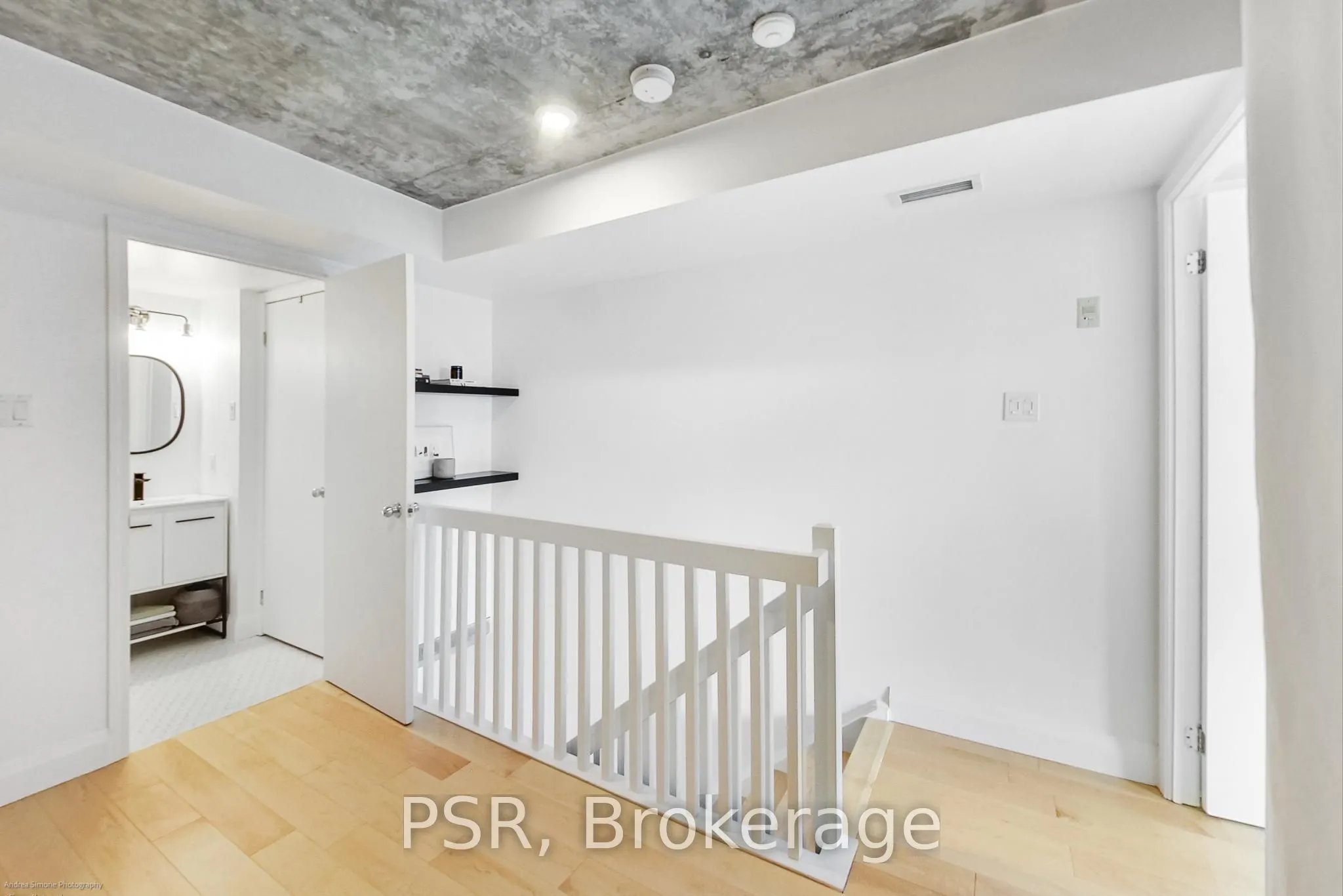954 King Street W, #511