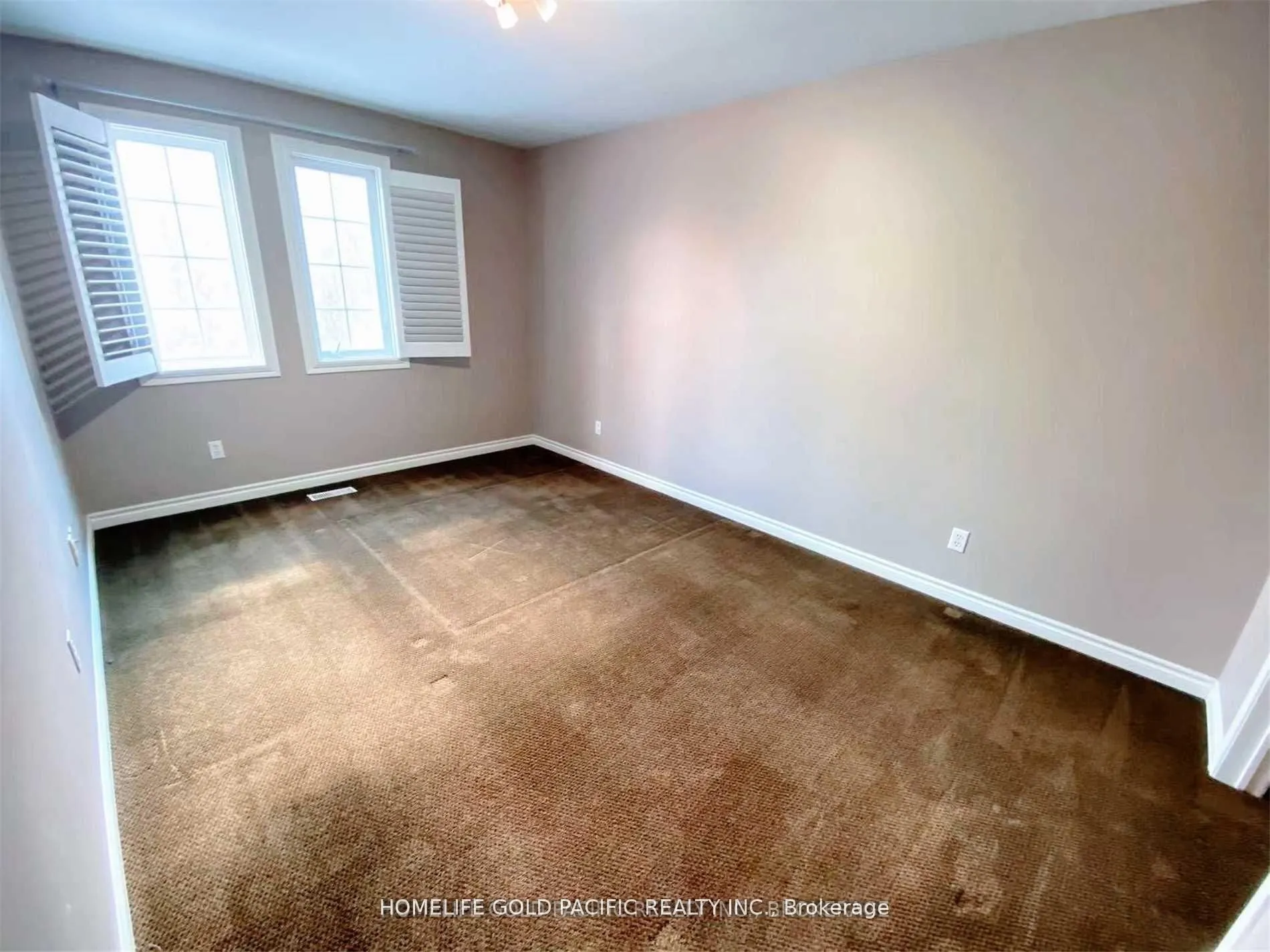 16 Humberstone Drive, #110