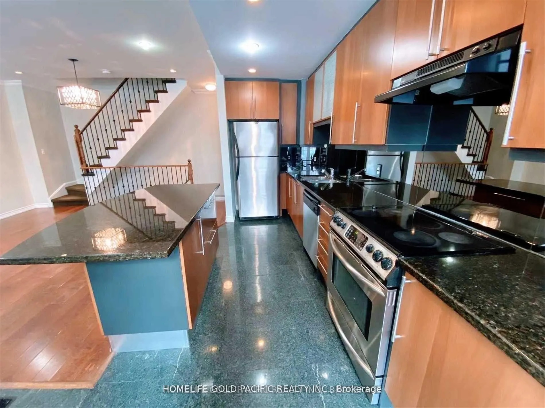 16 Humberstone Drive, #110