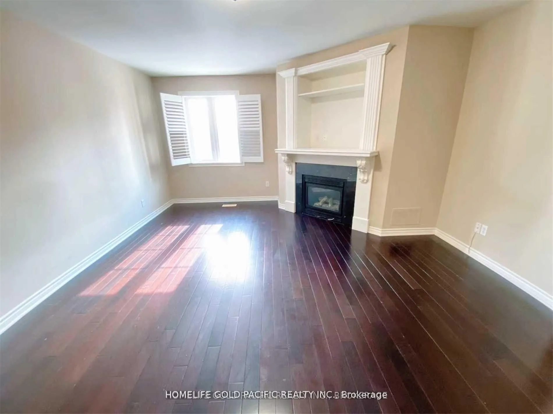16 Humberstone Drive, #110