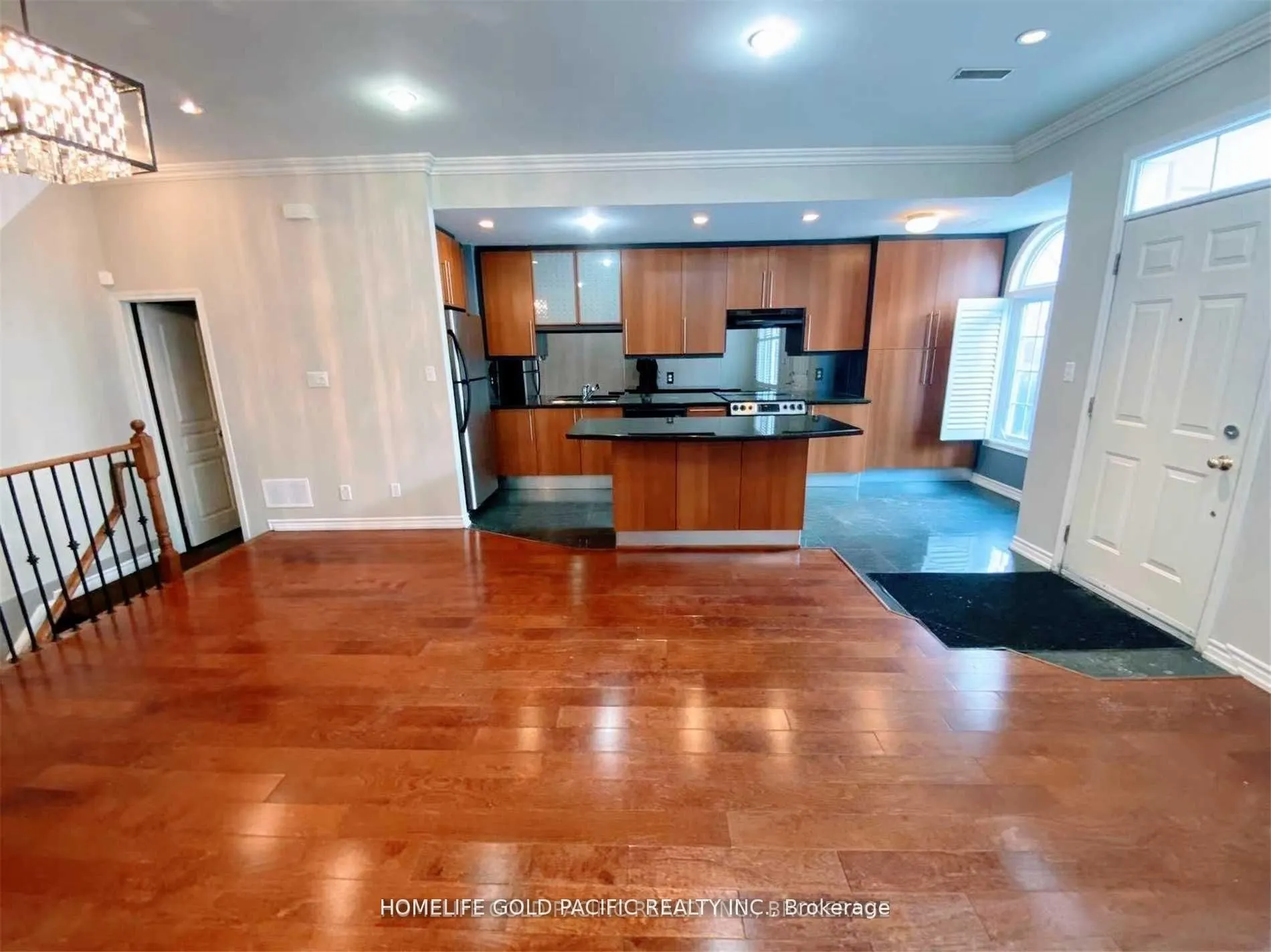 16 Humberstone Drive, #110