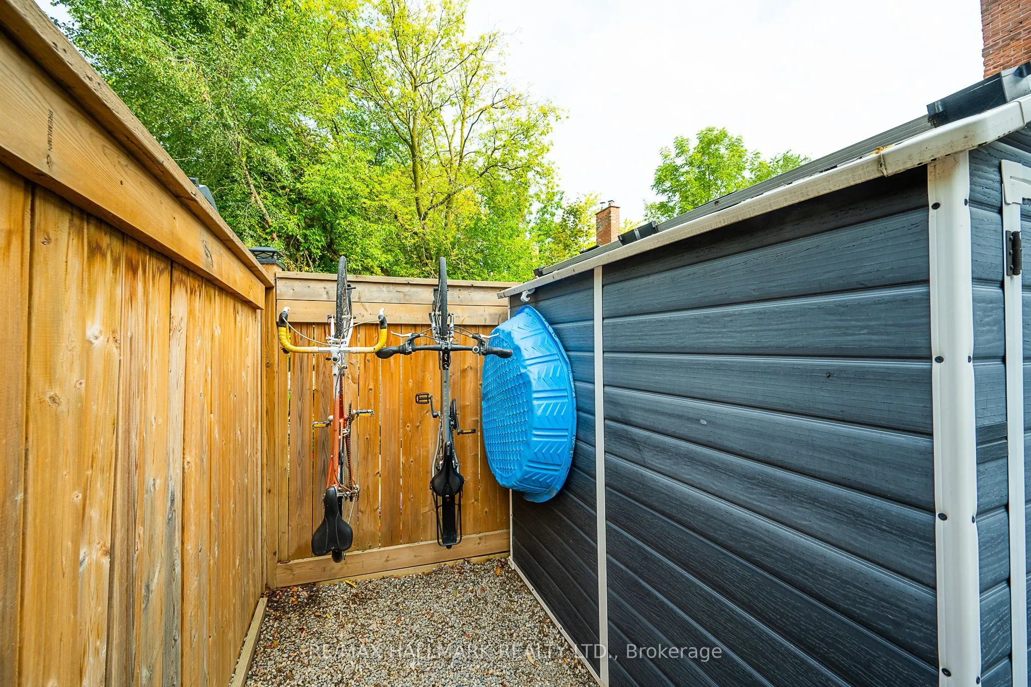3318 Bathurst Street