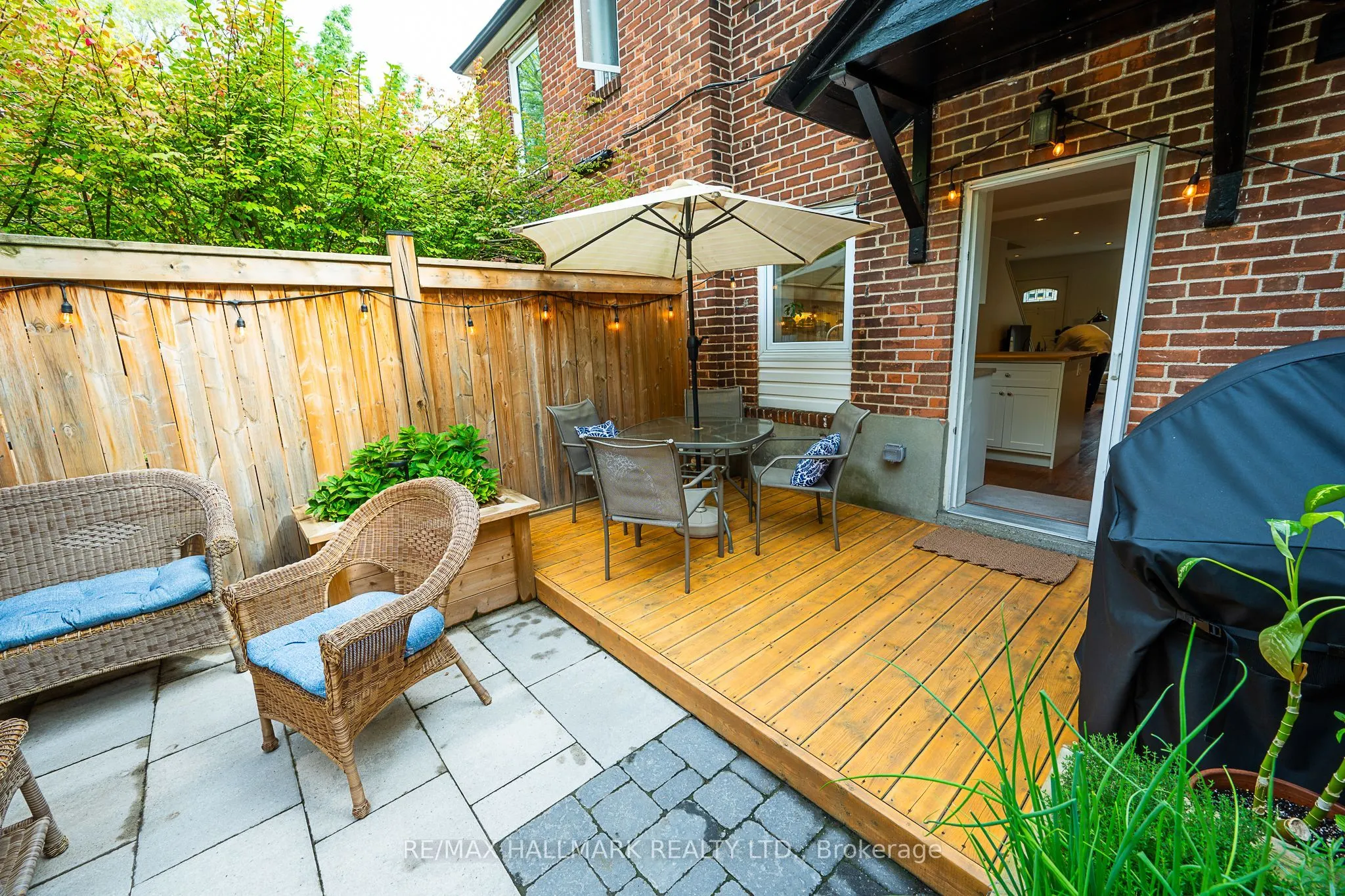 3318 Bathurst Street