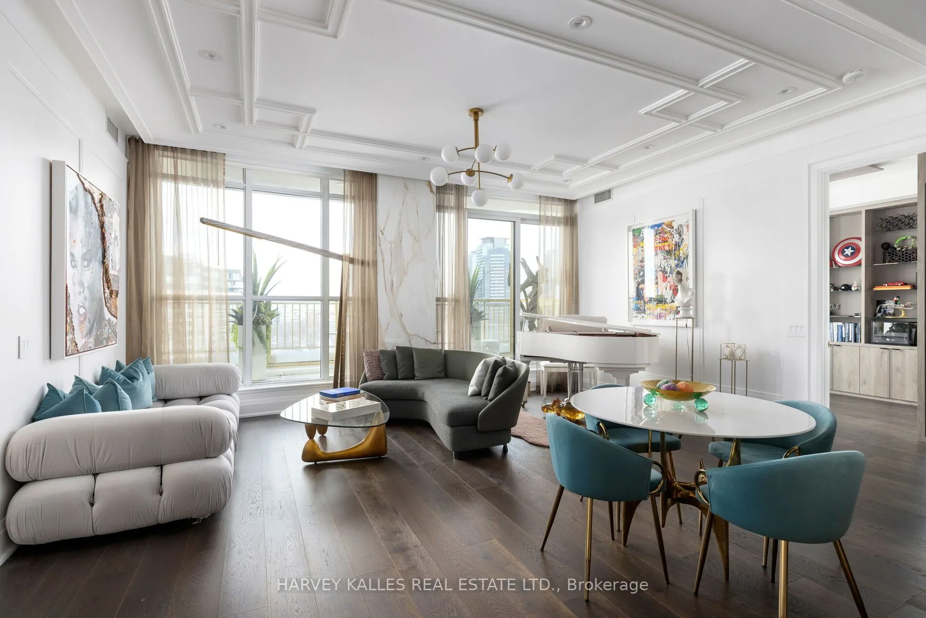 151 Avenue Road, #805