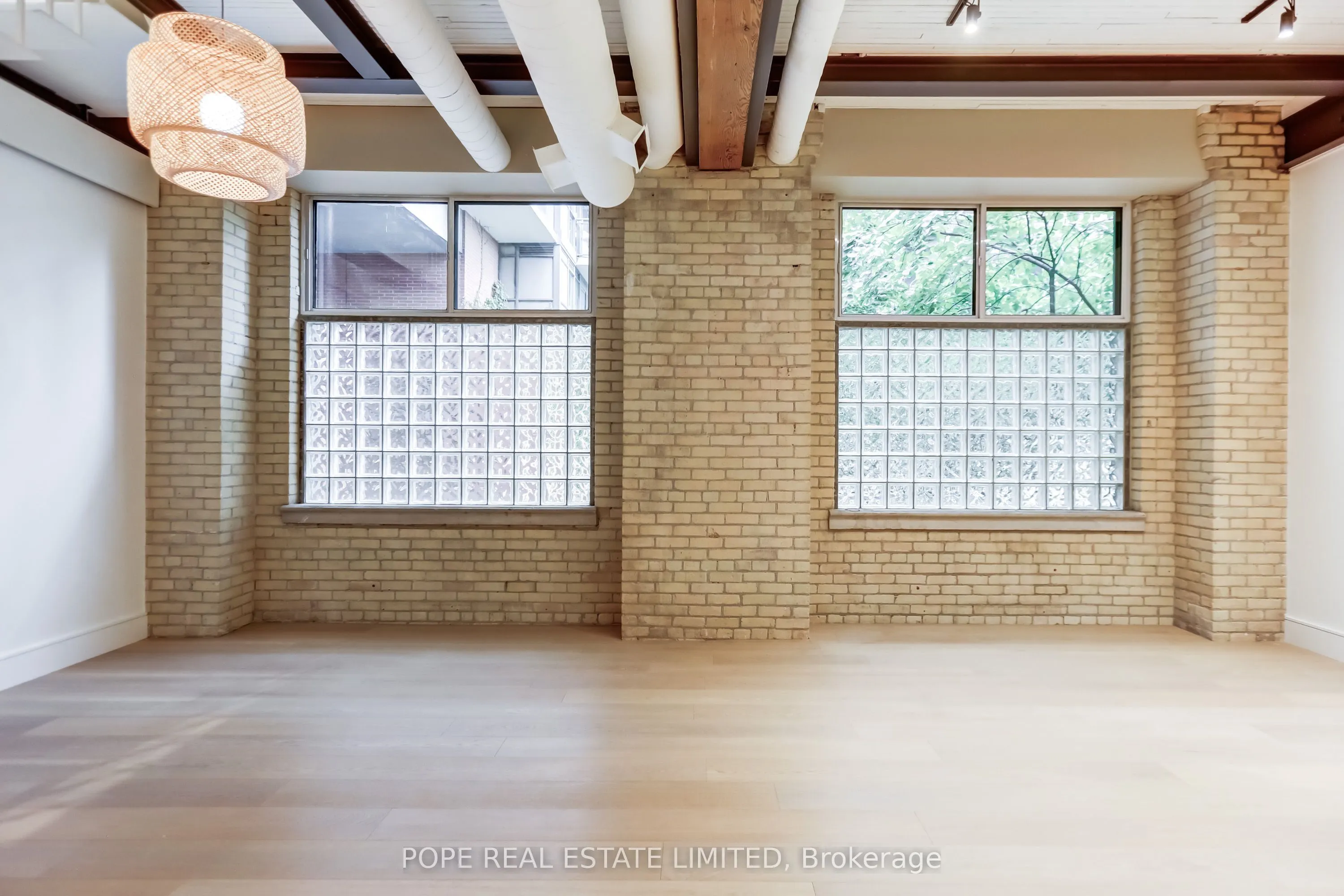 781 King Street W, #211