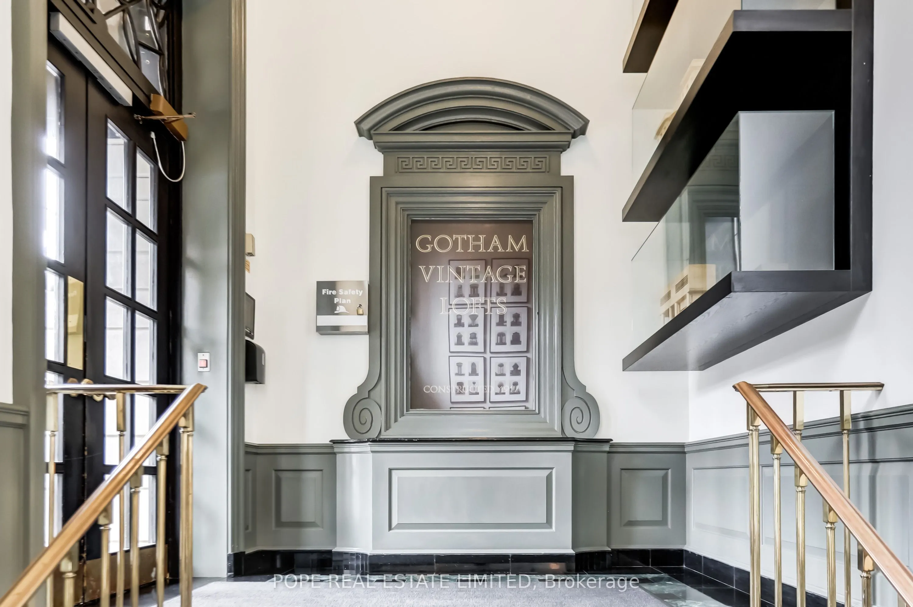 781 King Street W, #211