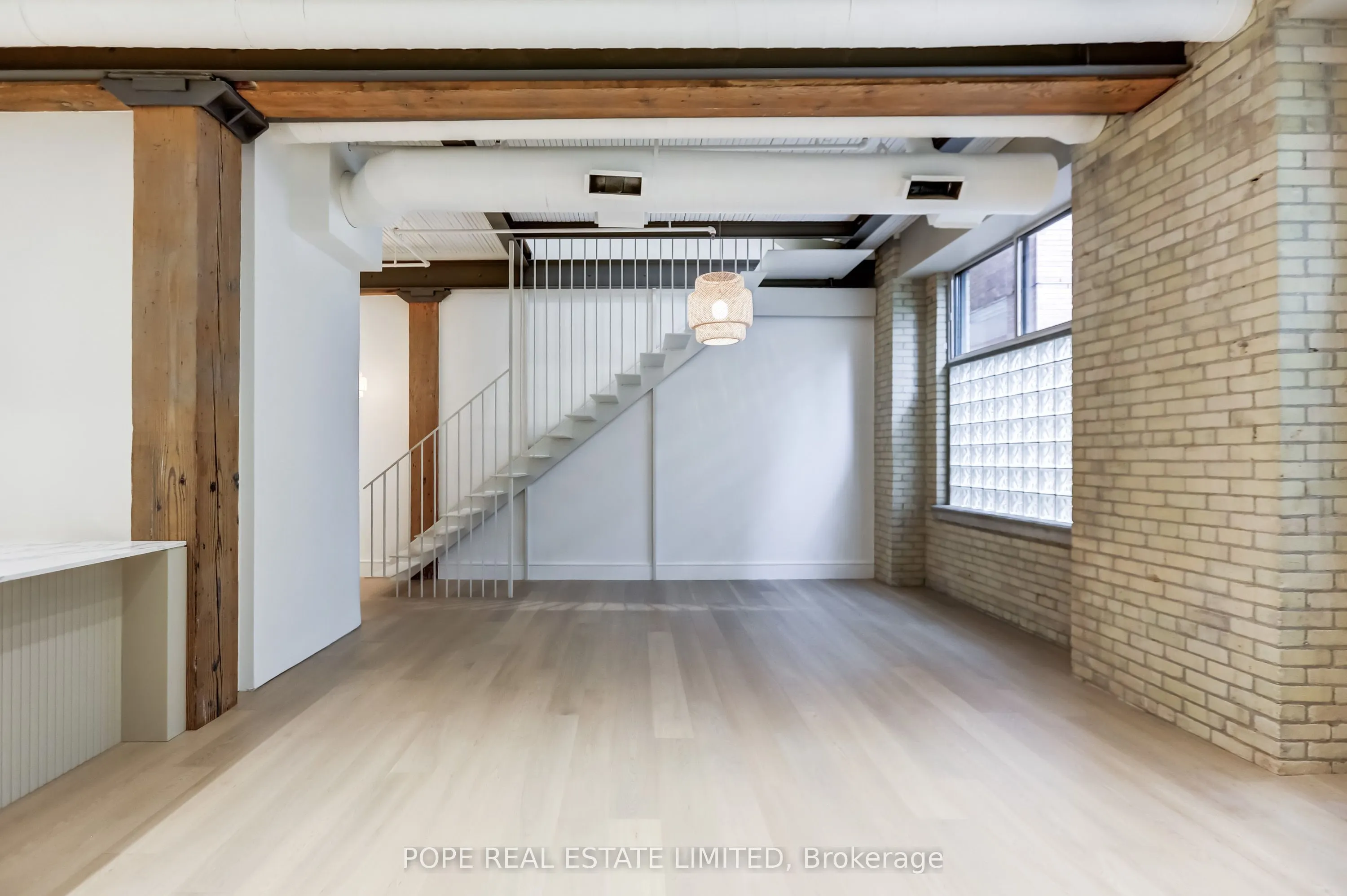 781 King Street W, #211