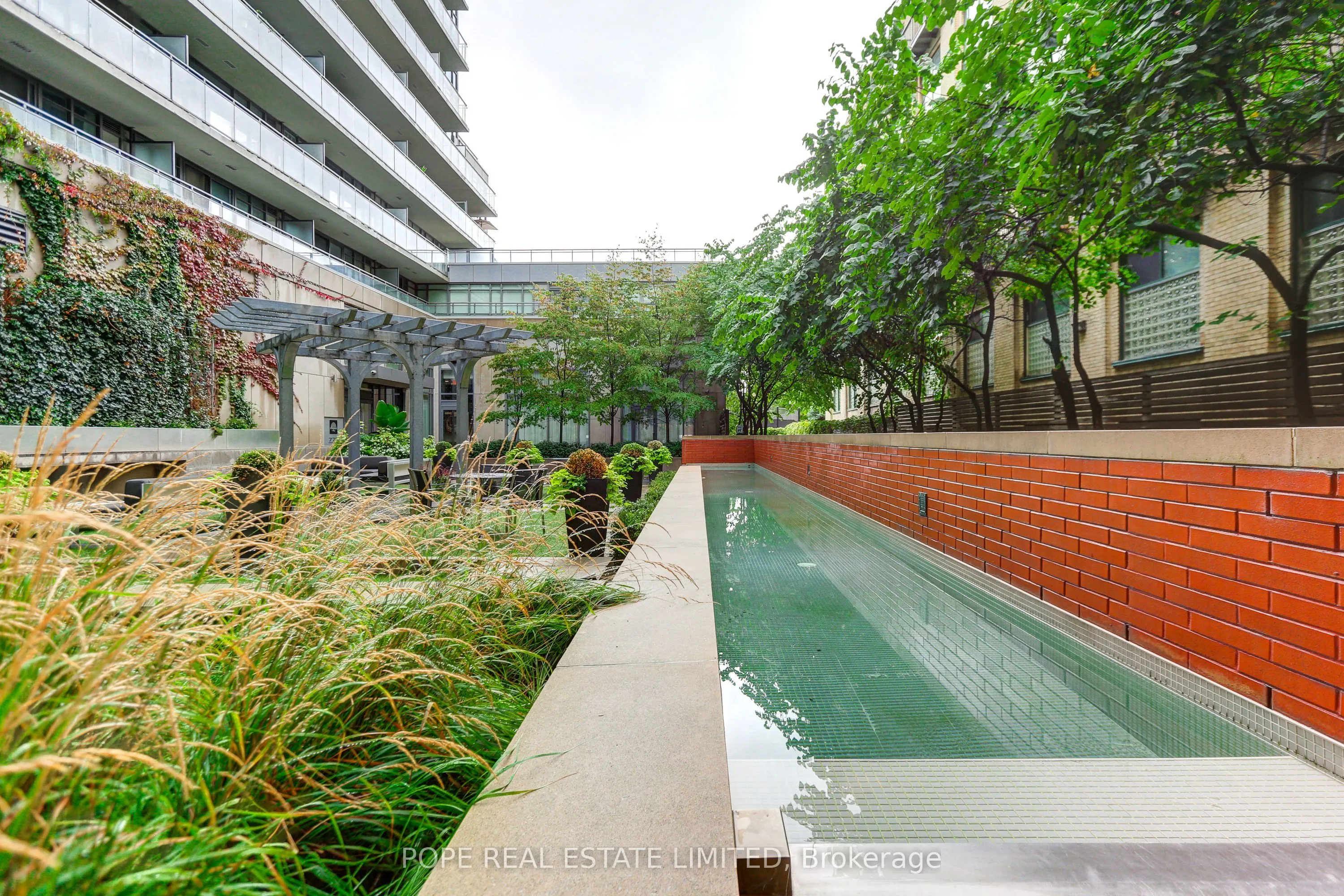 781 King Street W, #211