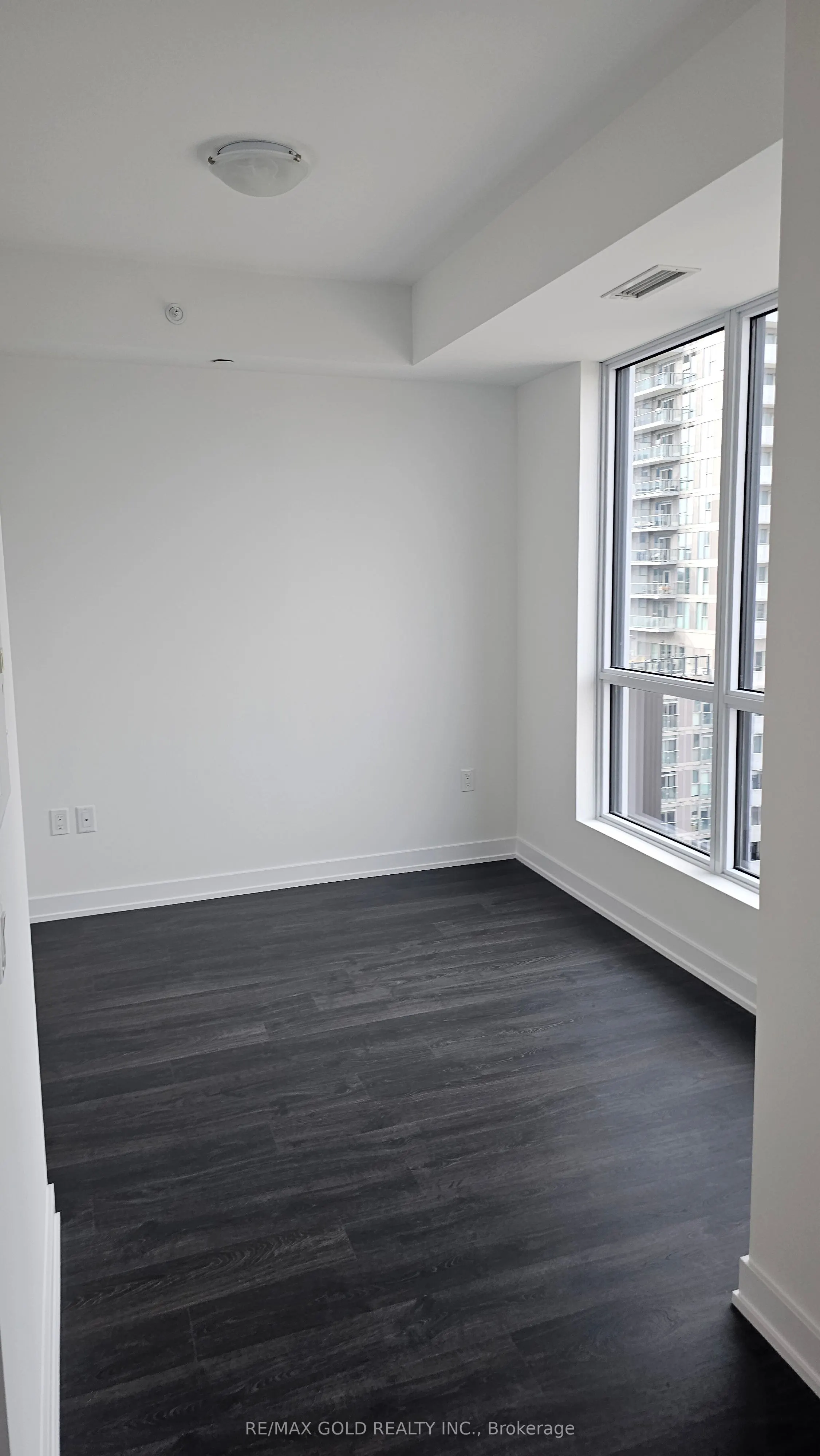 15 Richardson Street, #1603