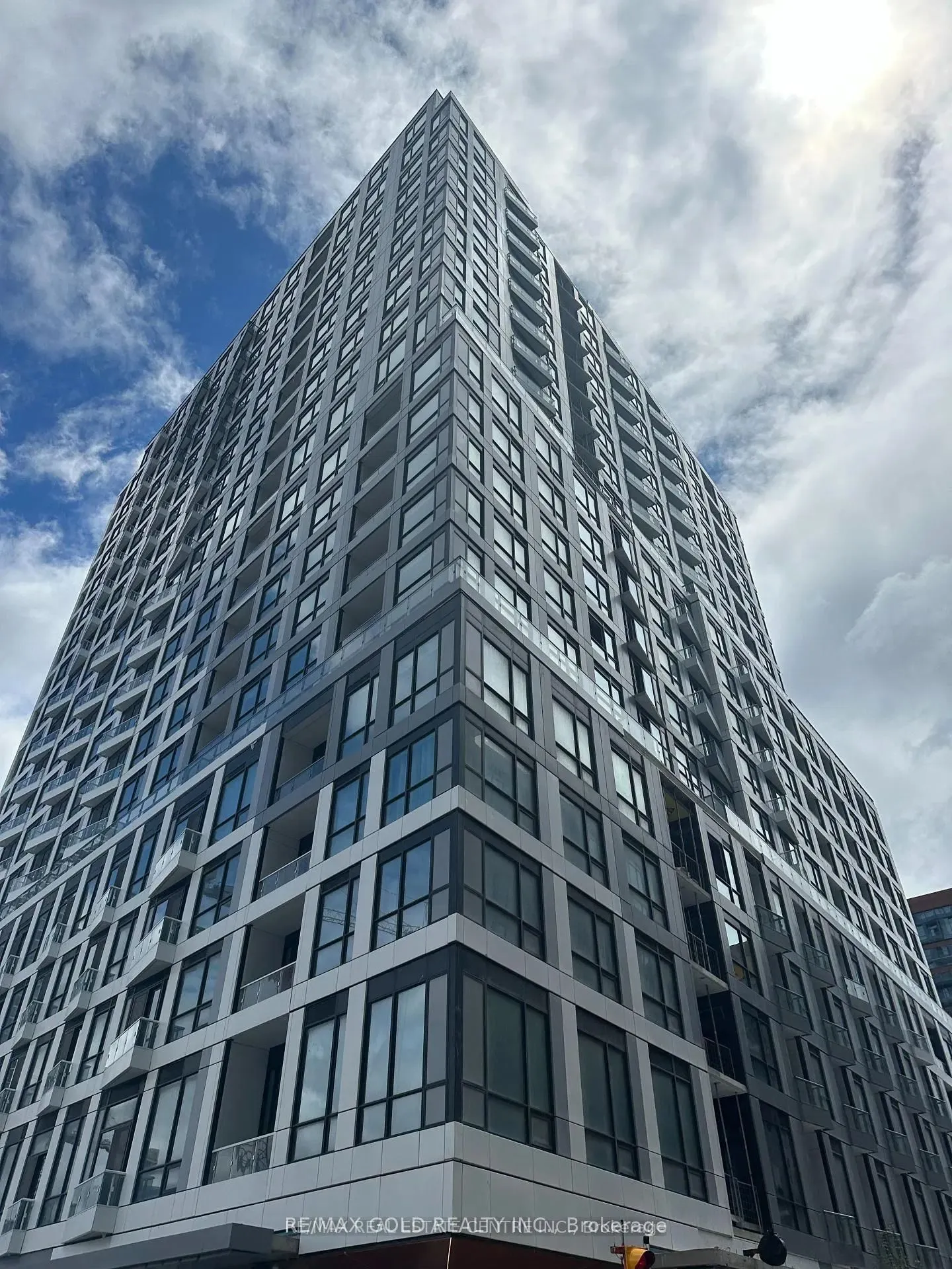 15 Richardson Street, #1603