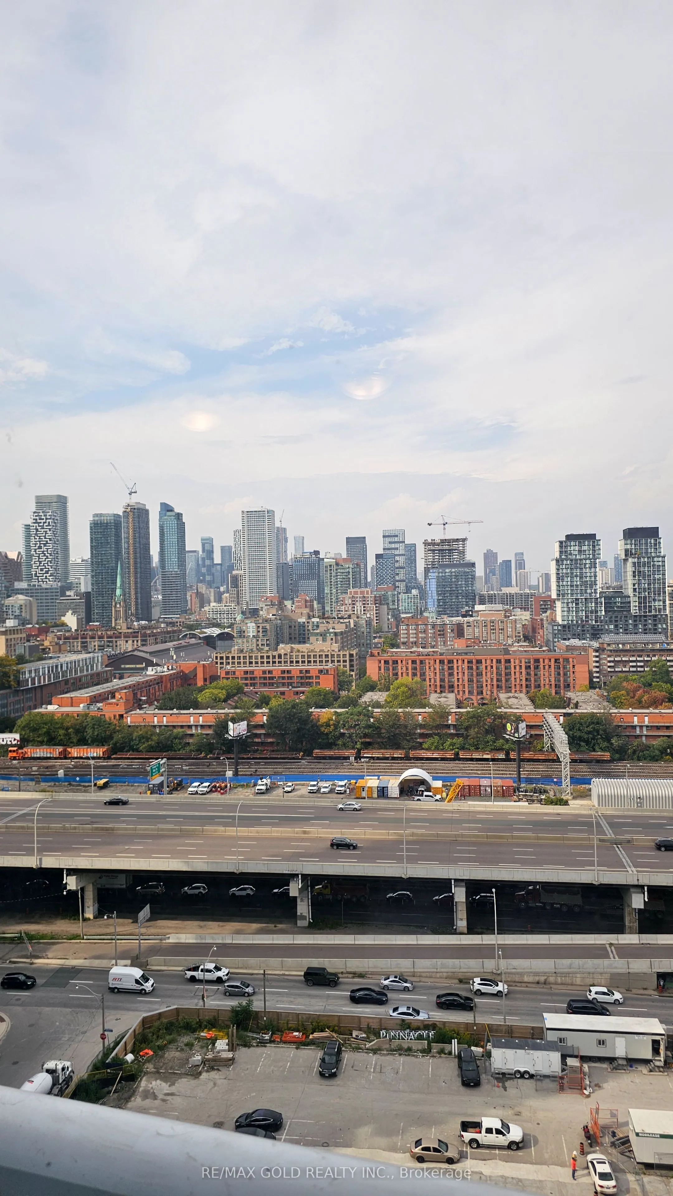15 Richardson Street, #1603