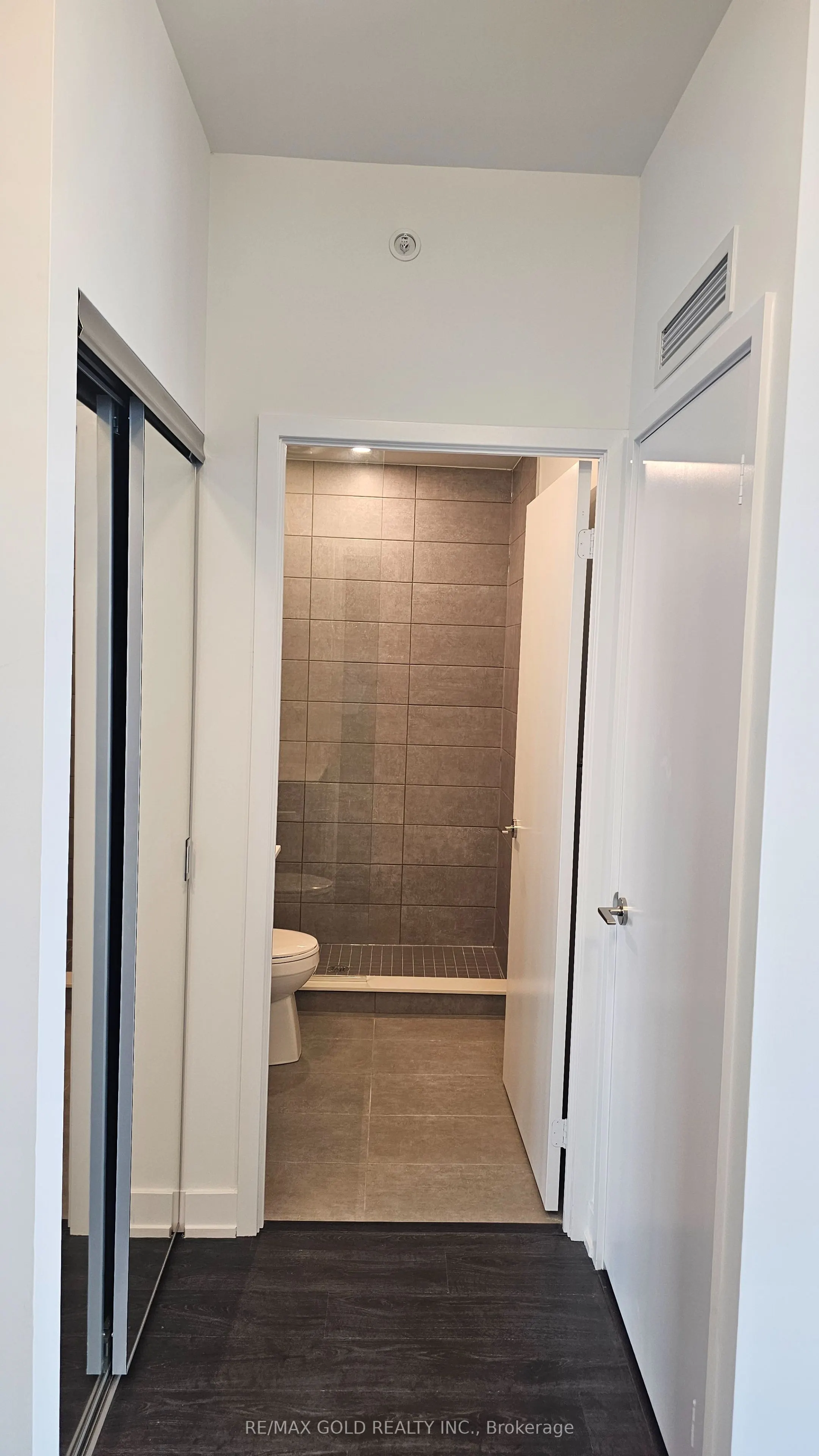 15 Richardson Street, #1603