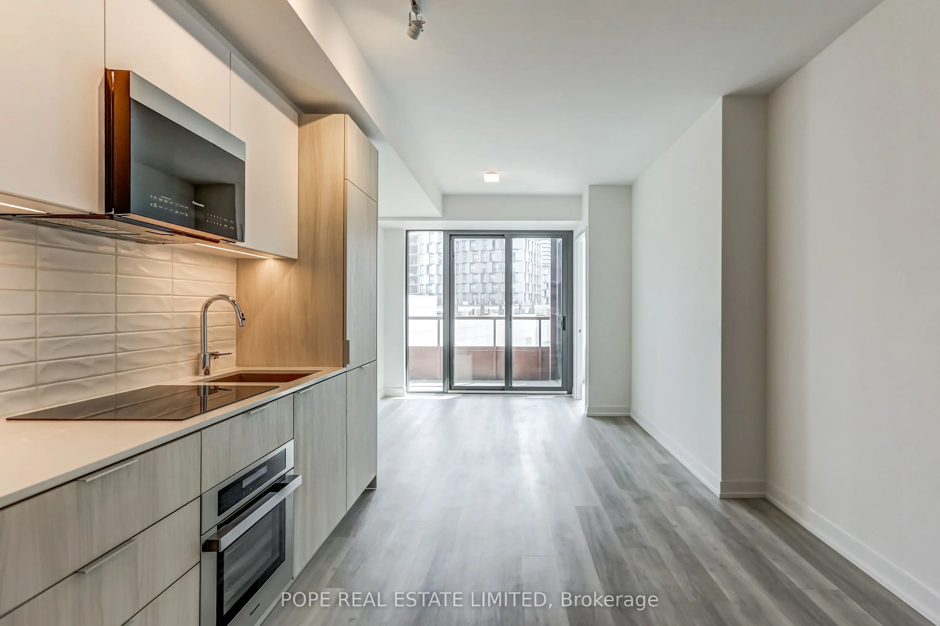 28 Eastern Avenue, #522