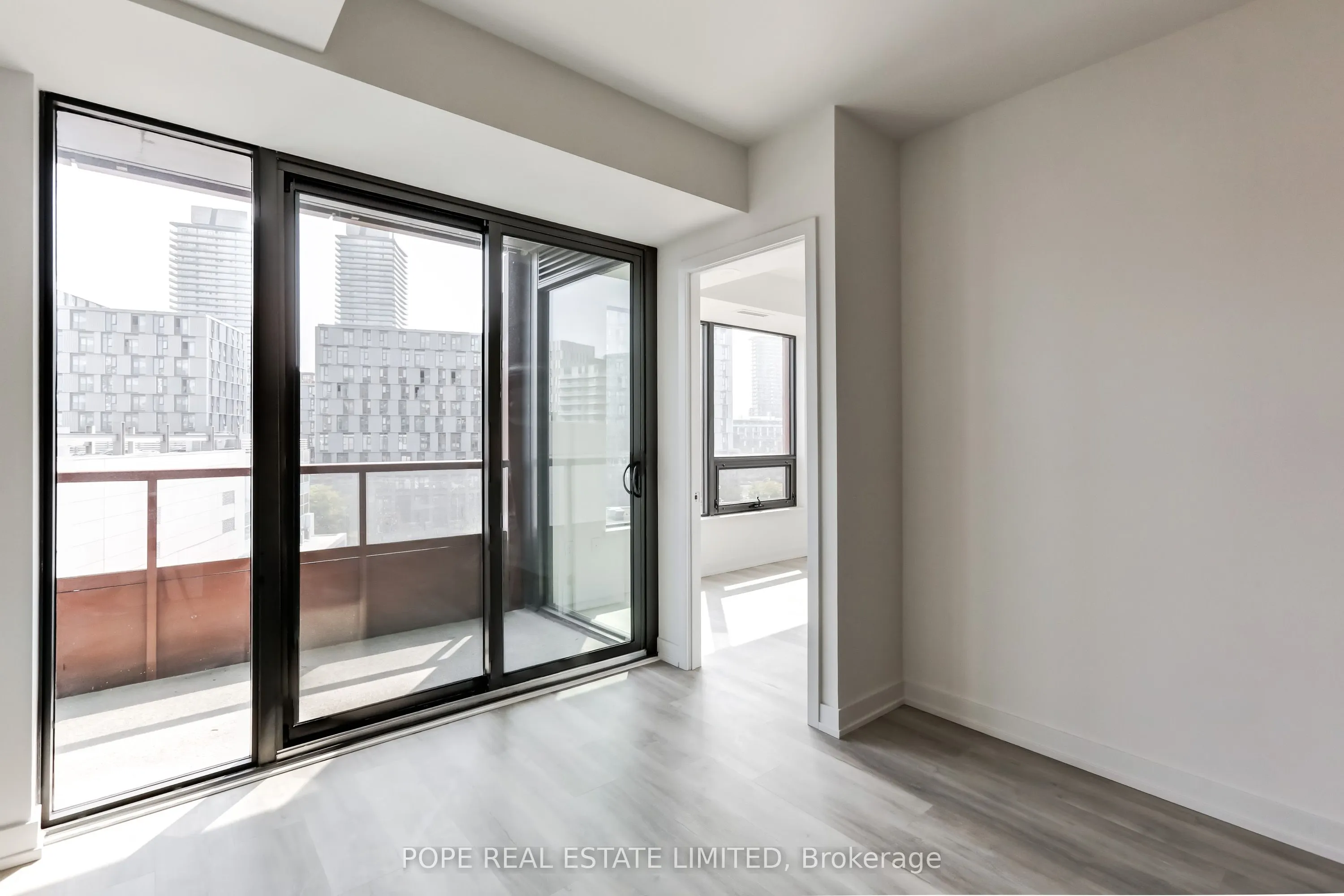 28 Eastern Avenue, #522