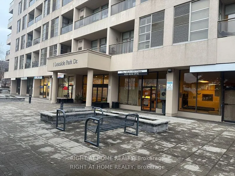 1 Leaside Park Drive, #2
