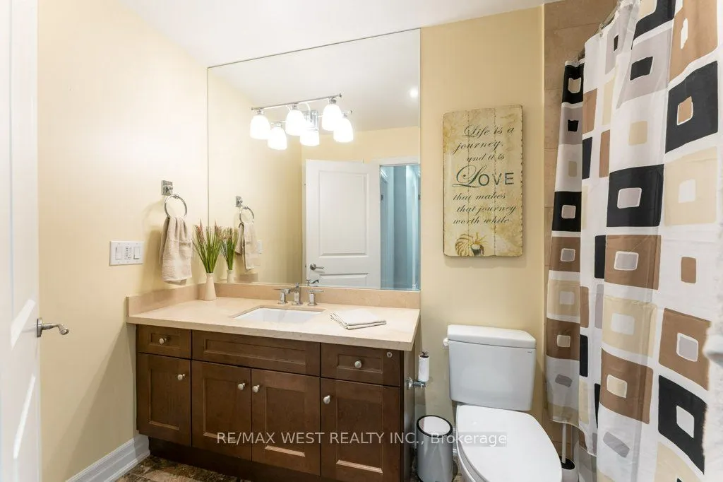 15 Rean Drive, #407