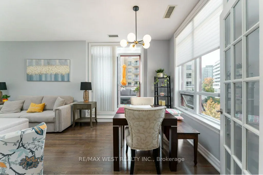 15 Rean Drive, #407