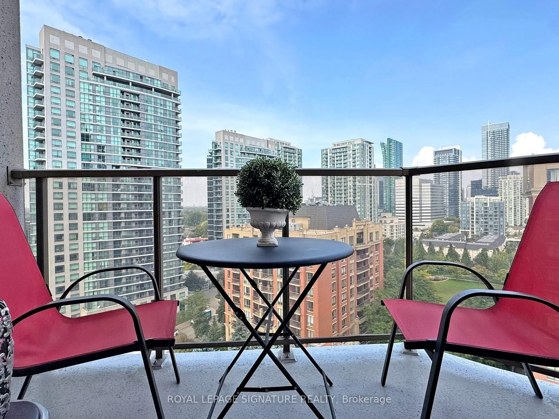 78 Harrison Garden Boulevard, #1302