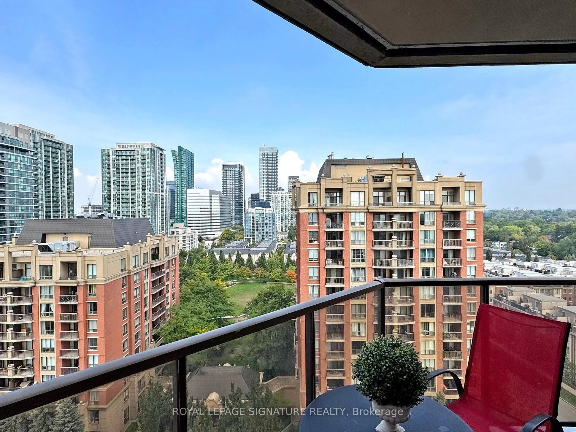 78 Harrison Garden Boulevard, #1302